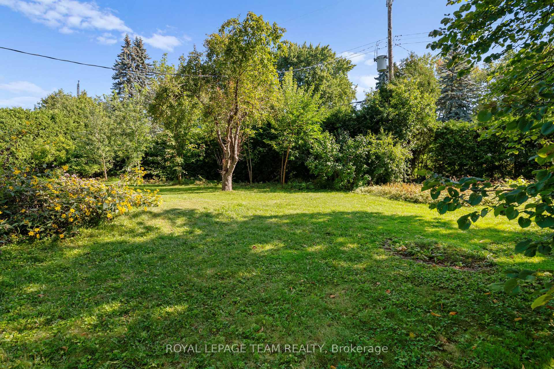 Photo 25 of 873 Dunlevie Avenue, Ottawa, McKellar Heights/Glabar Park — HOMEH