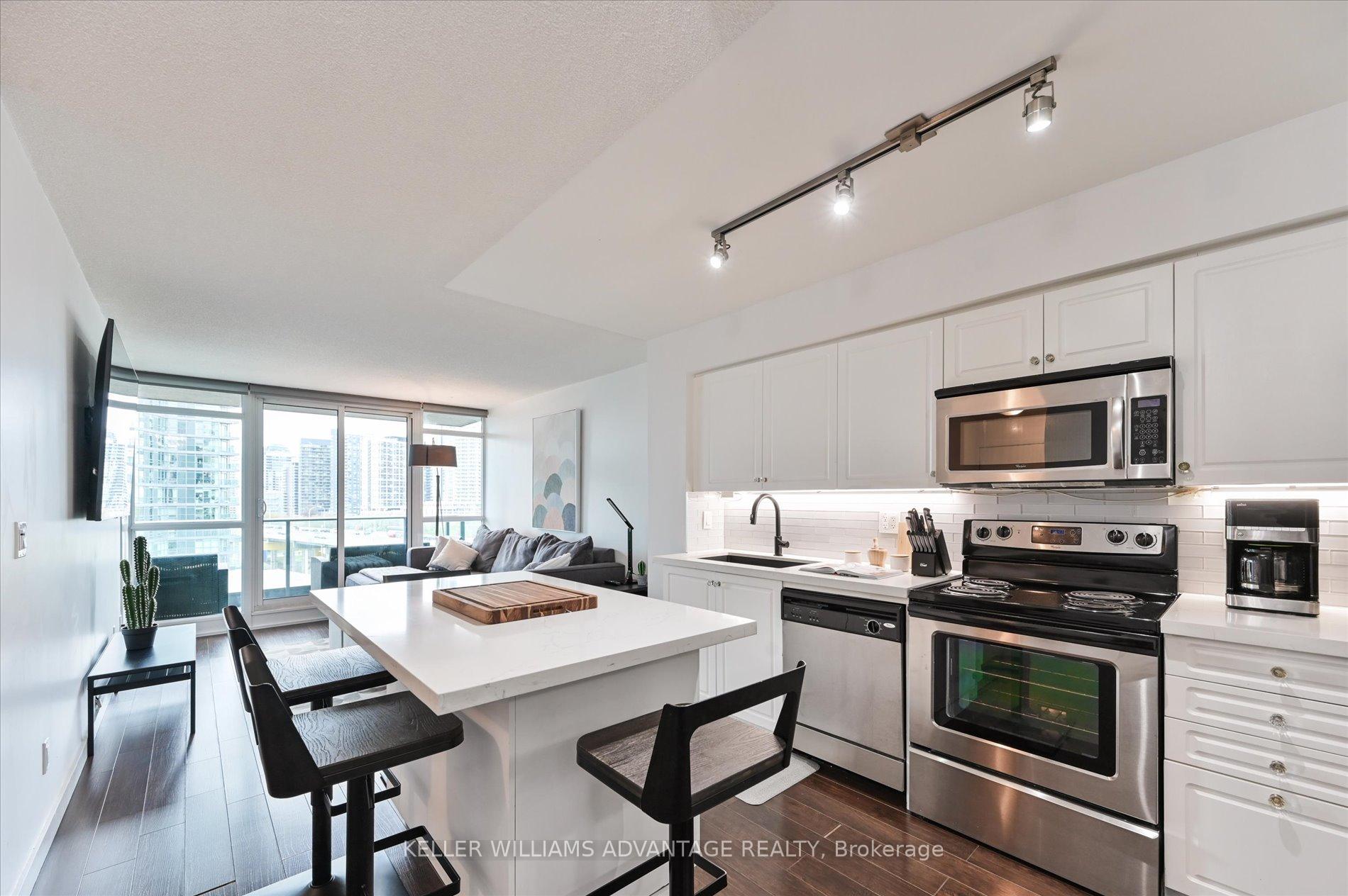 Front of Unit 1255, 209 Fort York Boulevard