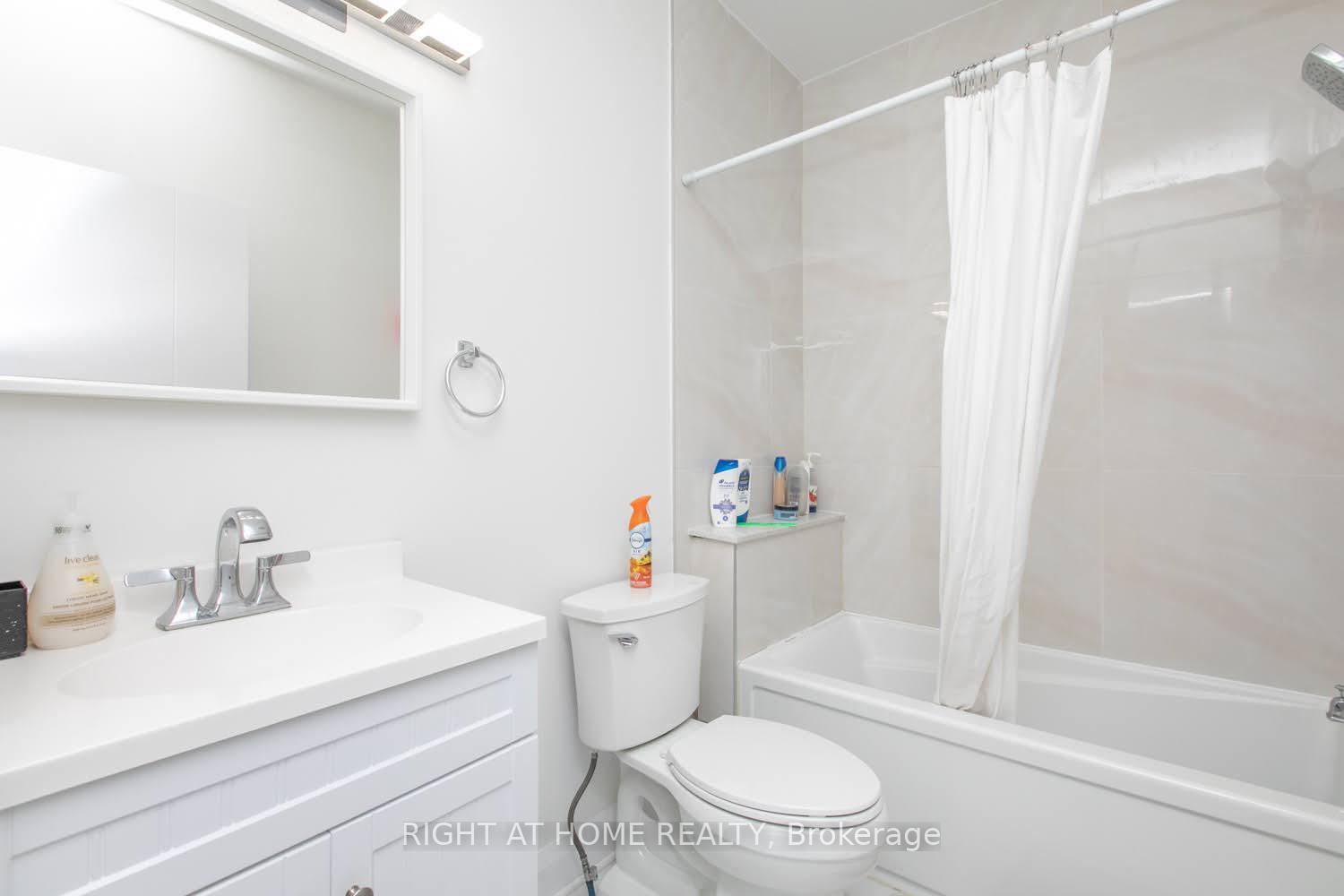 Photo 13 of 1558-1562 Baseline Road, Ottawa, Meadowlands/St. Claire Gardens — HOMEH