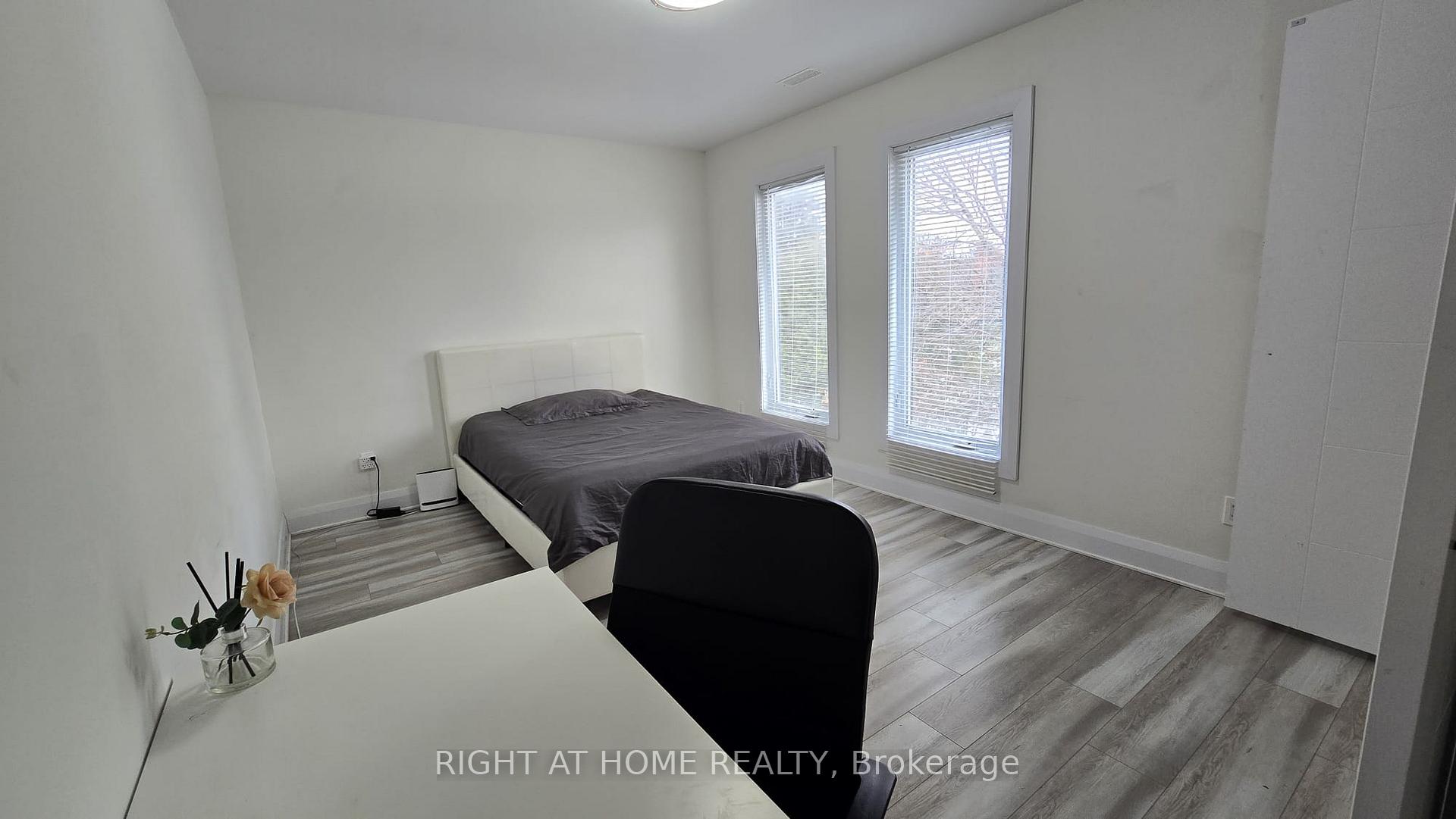 Photo 15 of 1558-1562 Baseline Road, Ottawa, Meadowlands/St. Claire Gardens — HOMEH
