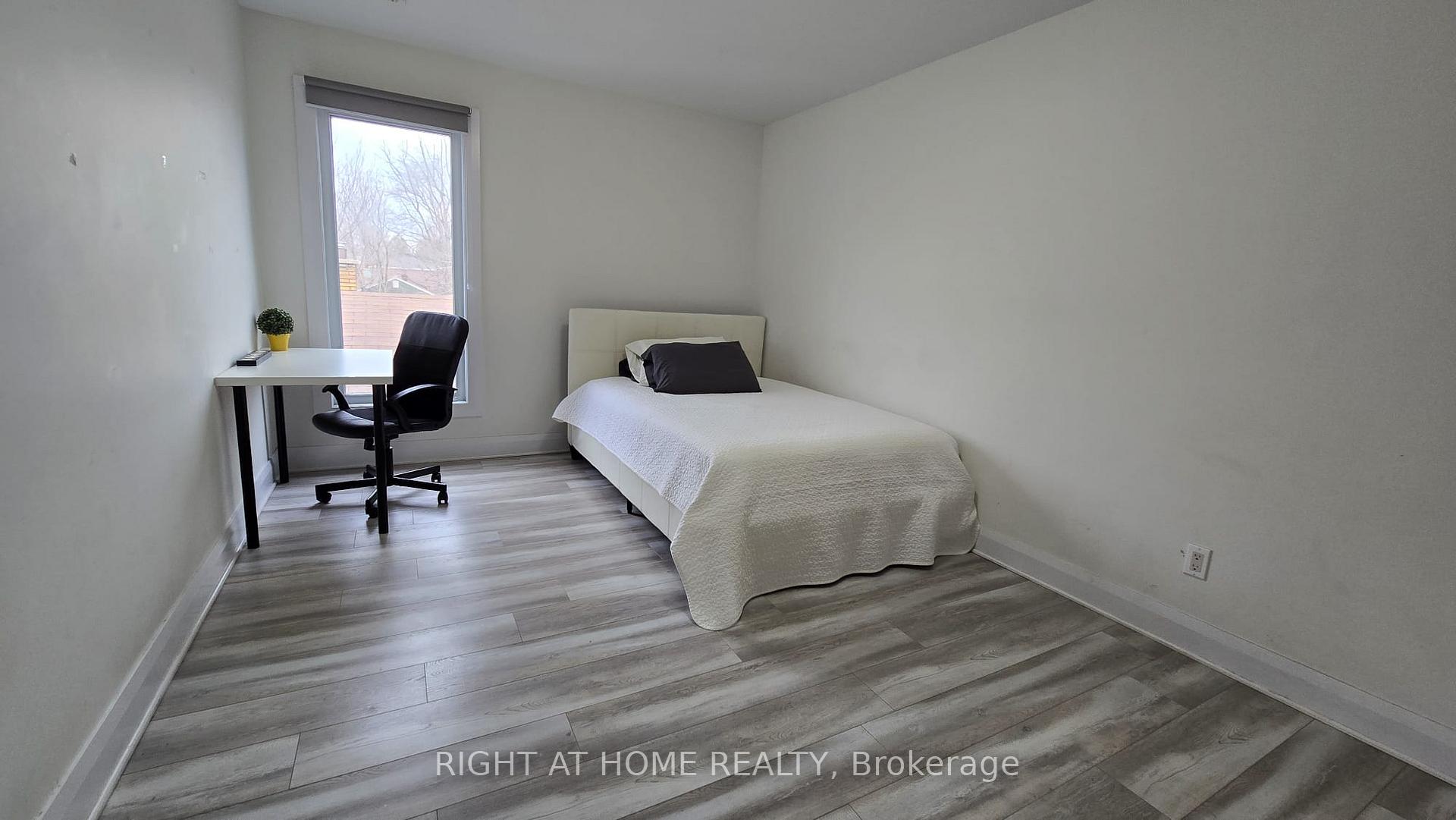 Photo 18 of 1558-1562 Baseline Road, Ottawa, Meadowlands/St. Claire Gardens — HOMEH