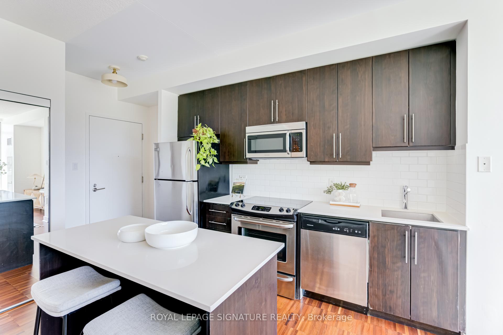 Photo 6 of Unit 315, 1171 Queen Street W, Toronto, Little Portugal — HOMEH