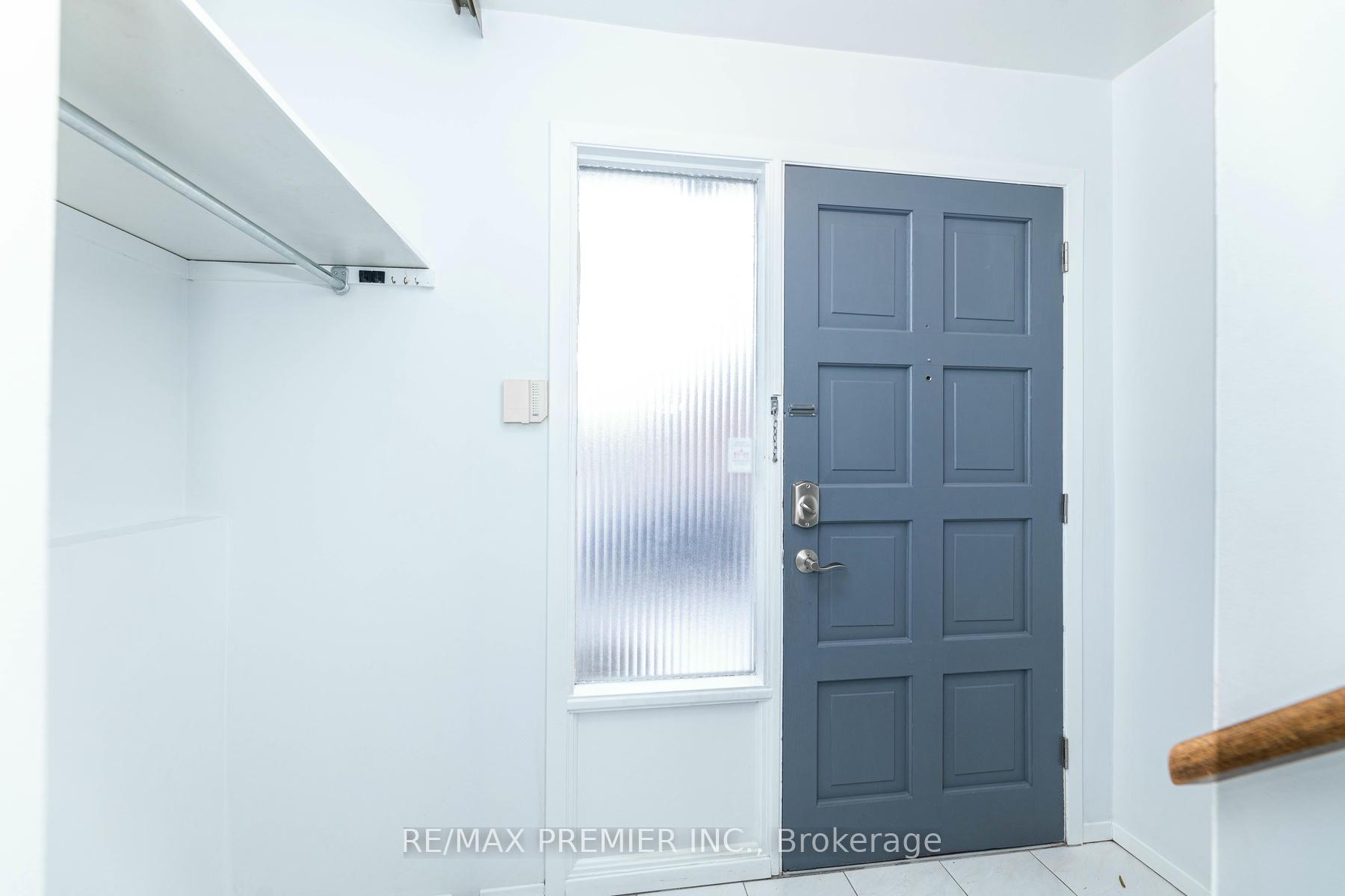 Photo 5 of Unit 43, 21A Thistle Down Boulevard, Etobicoke, Thistletown-Beaumonde Heights — HOMEH