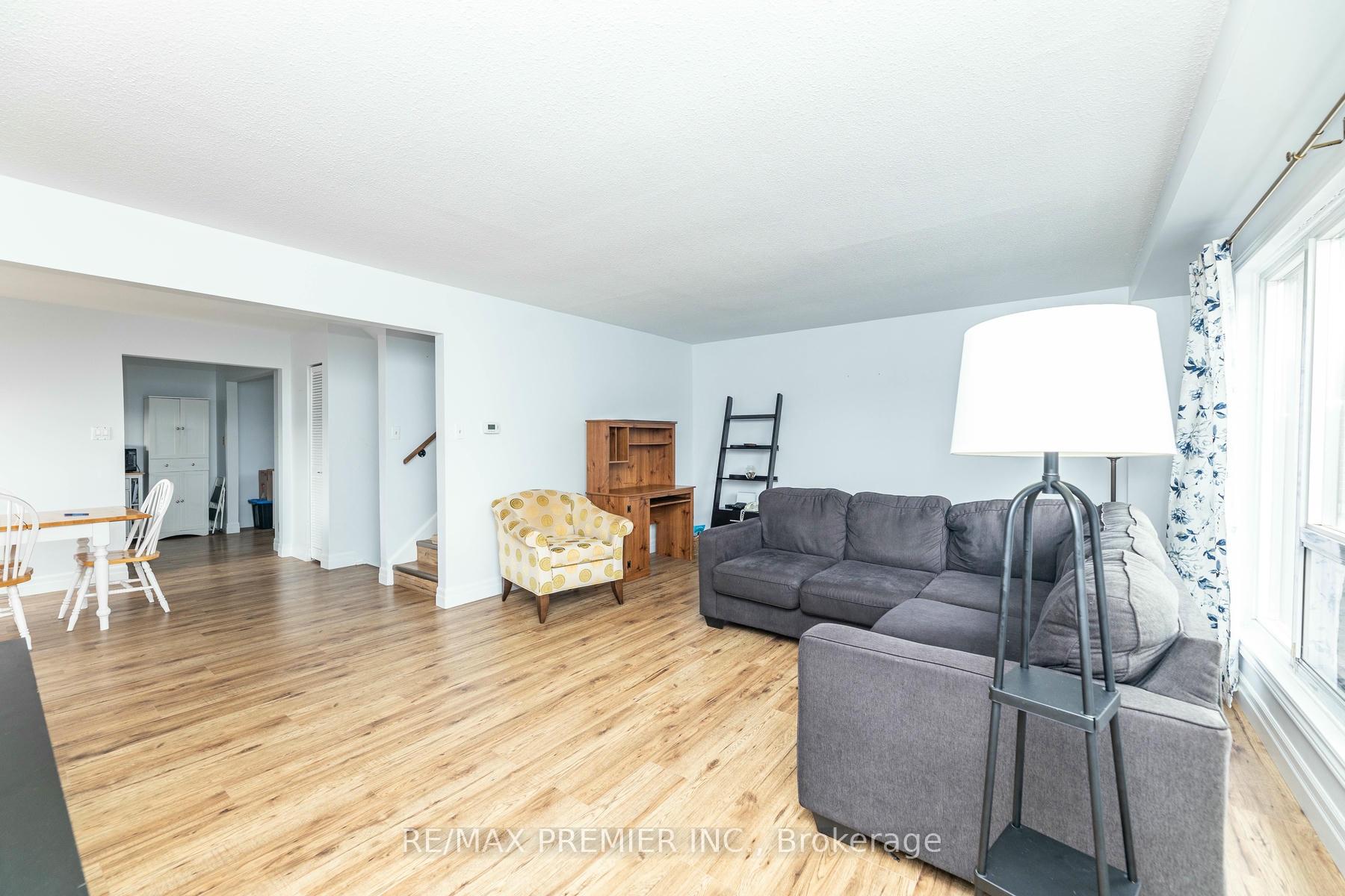 Photo 13 of Unit 43, 21A Thistle Down Boulevard, Etobicoke, Thistletown-Beaumonde Heights — HOMEH