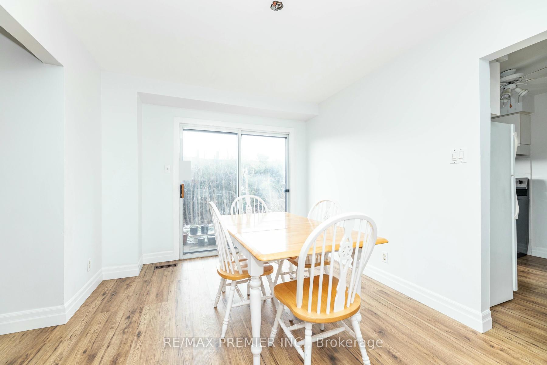 Photo 37 of Unit 43, 21A Thistle Down Boulevard, Etobicoke, Thistletown-Beaumonde Heights — HOMEH