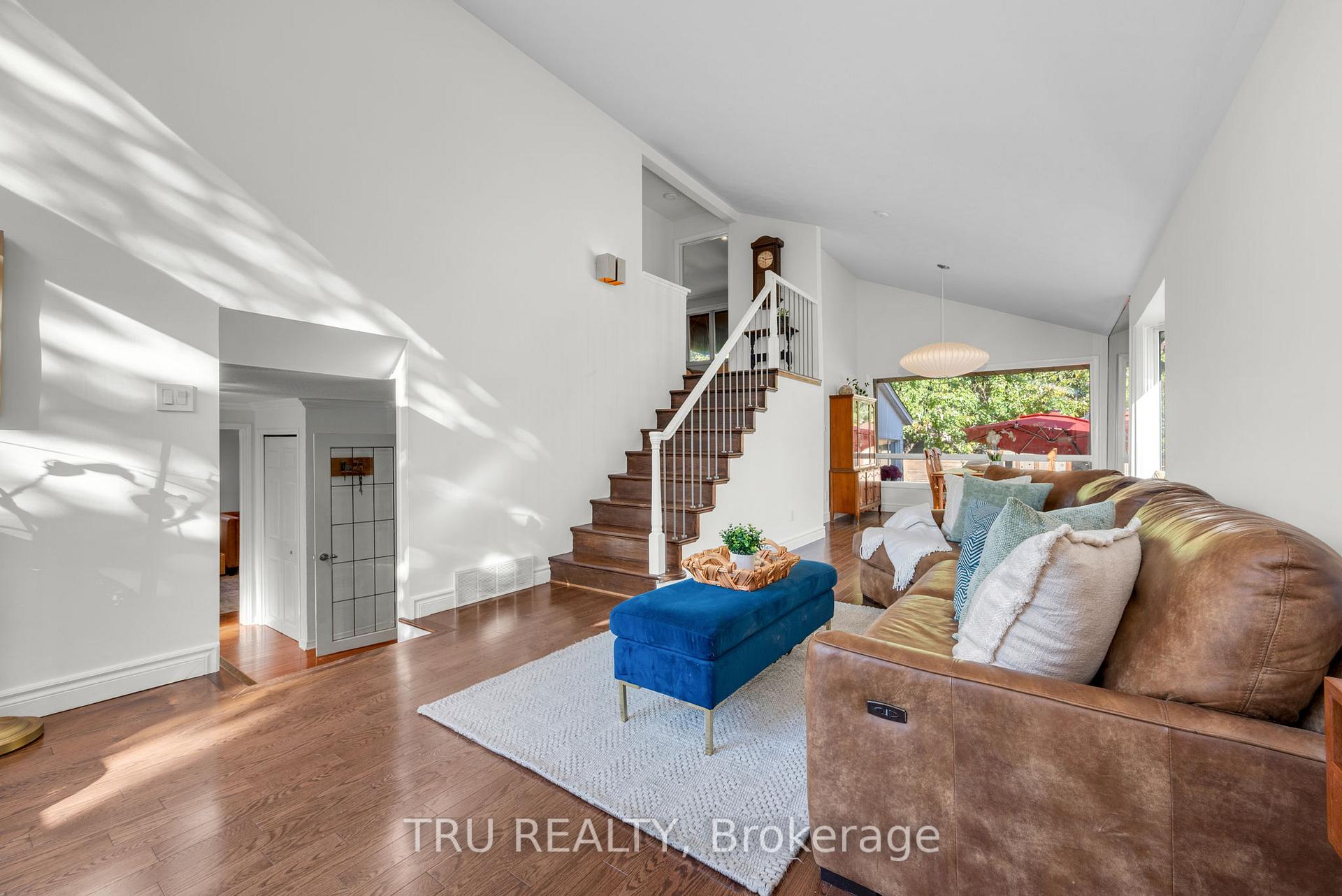 Photo 10 of 189 St Laurent Boulevard, Ottawa, Manor Park — HOMEH