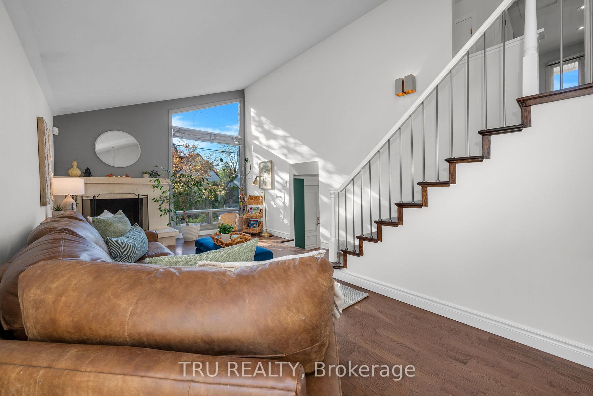 Photo 12 of 189 St Laurent Boulevard, Ottawa, Manor Park — HOMEH