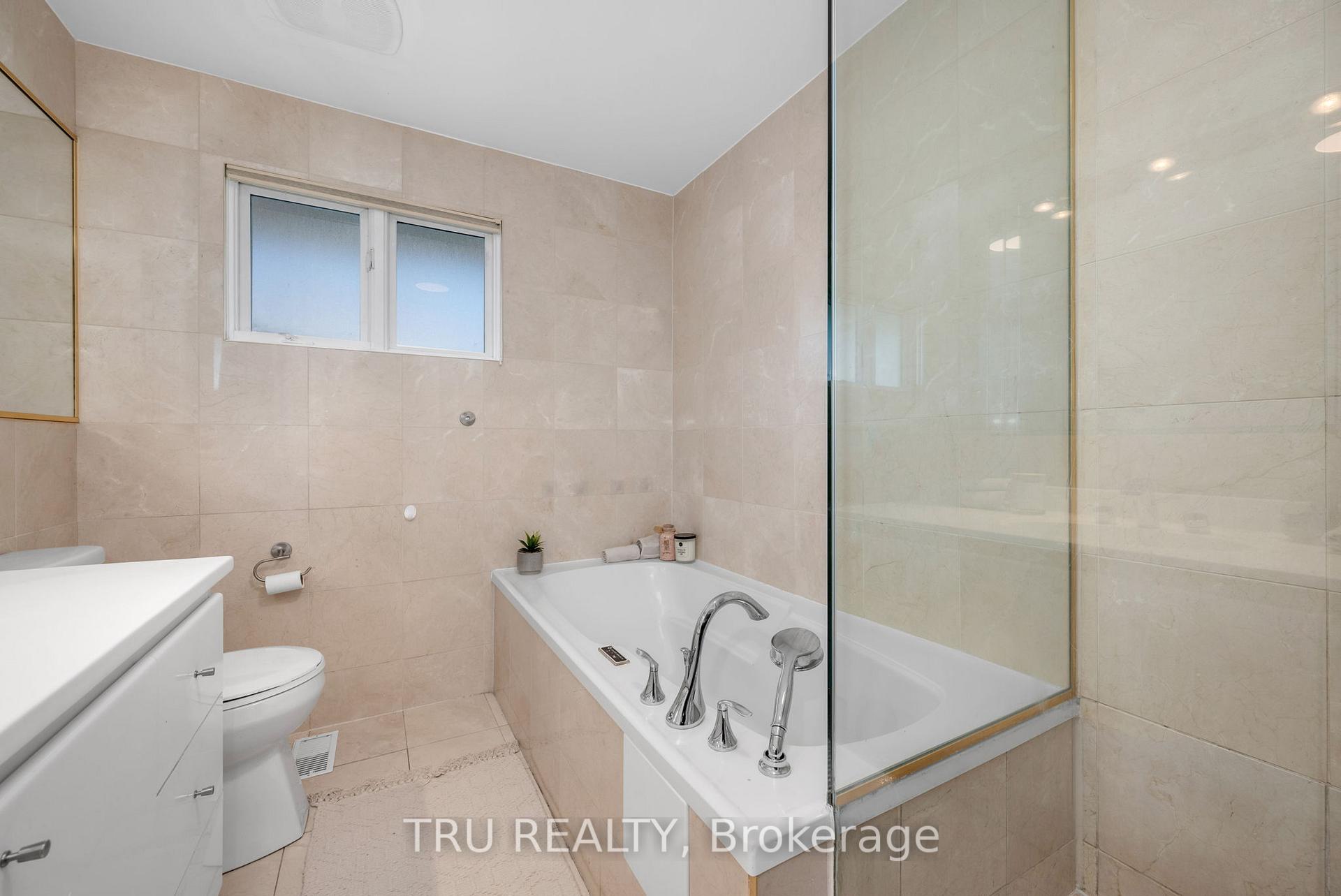 Photo 37 of 189 St Laurent Boulevard, Ottawa, Manor Park — HOMEH