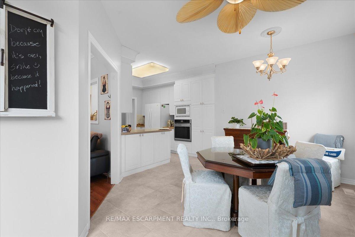 Photo 25 of 37 Silverbirch Boulevard, Hamilton, Rural Glanbrook — HOMEH