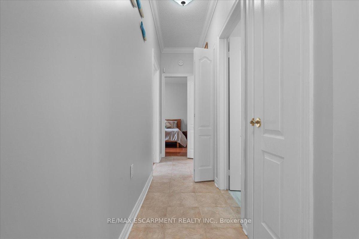 Photo 49 of 37 Silverbirch Boulevard, Hamilton, Rural Glanbrook — HOMEH