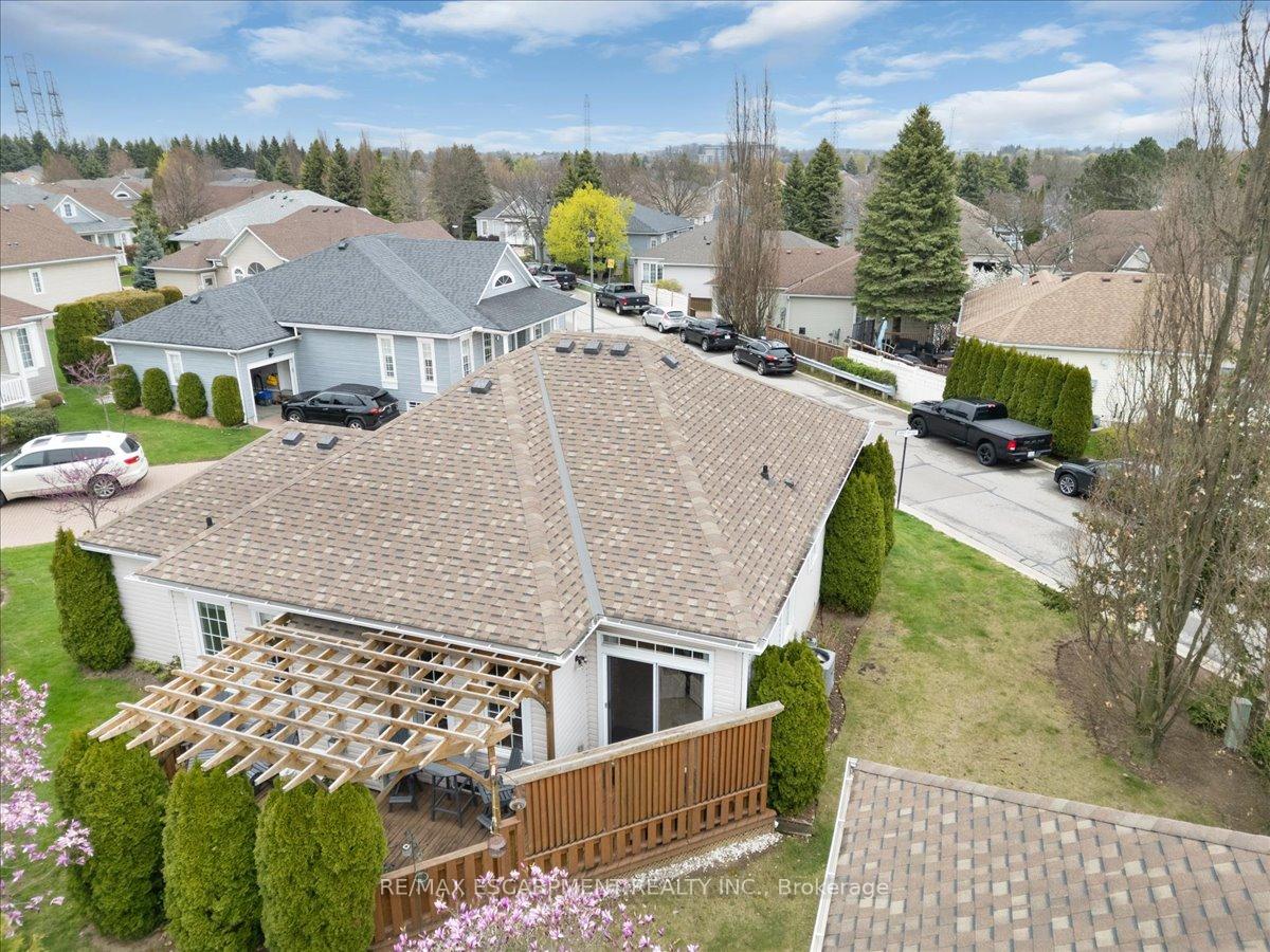 Photo 38 of 37 Silverbirch Boulevard, Hamilton, Rural Glanbrook — HOMEH