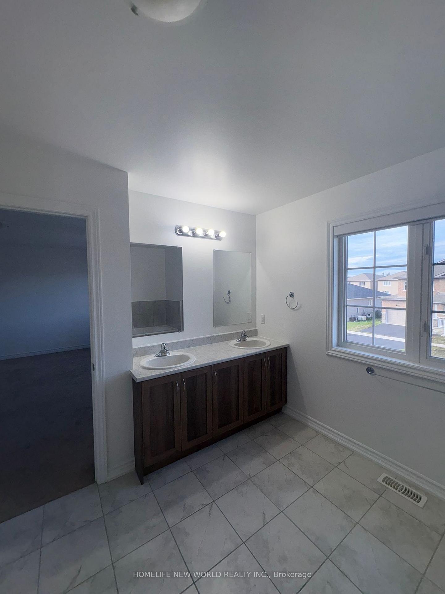 Photo 8 of 112 Brennan Crescent, Loyalist, Odessa — HOMEH