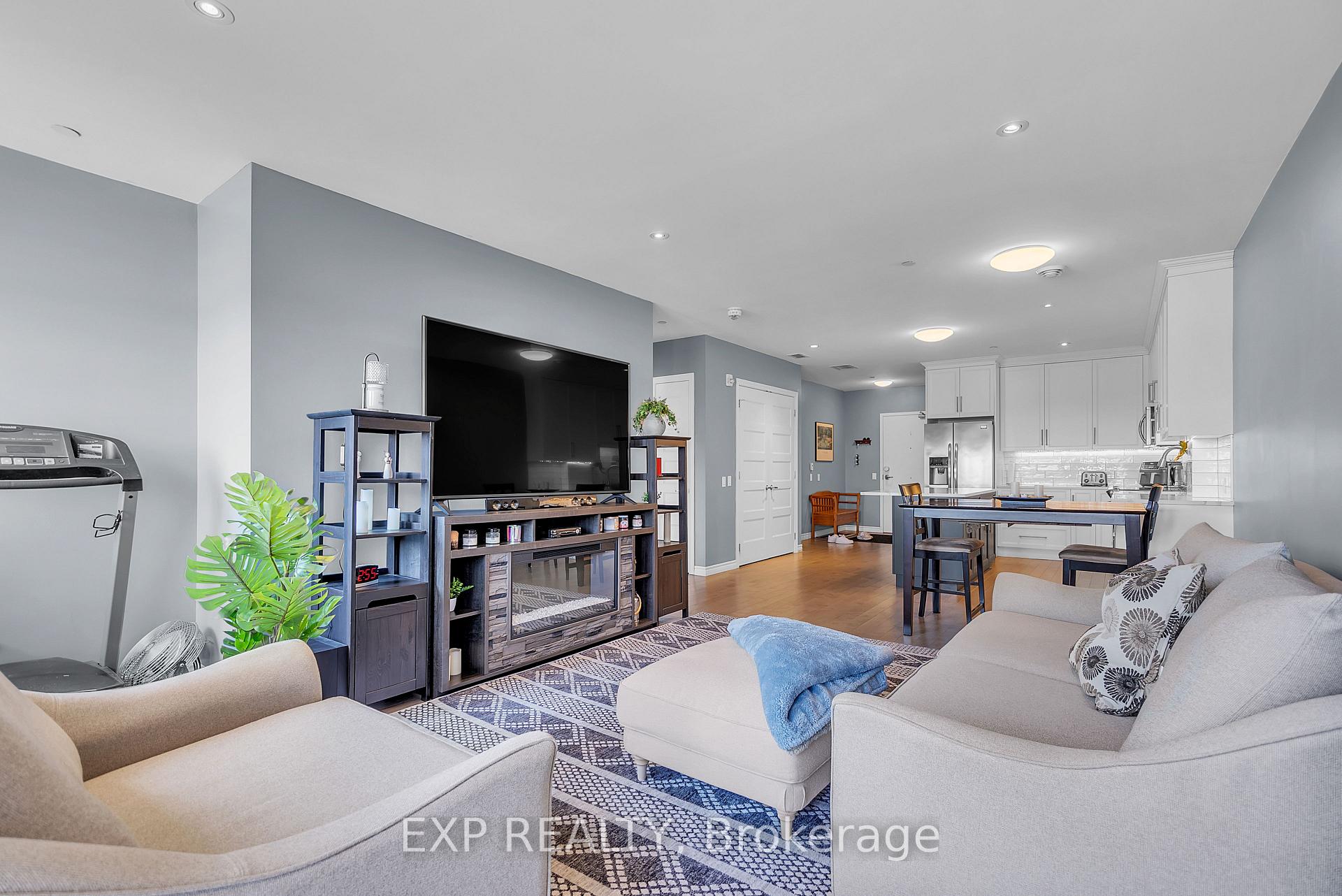 Photo 14 of Unit 307, 199 Front Street, Belleville, Belleville Ward — HOMEH