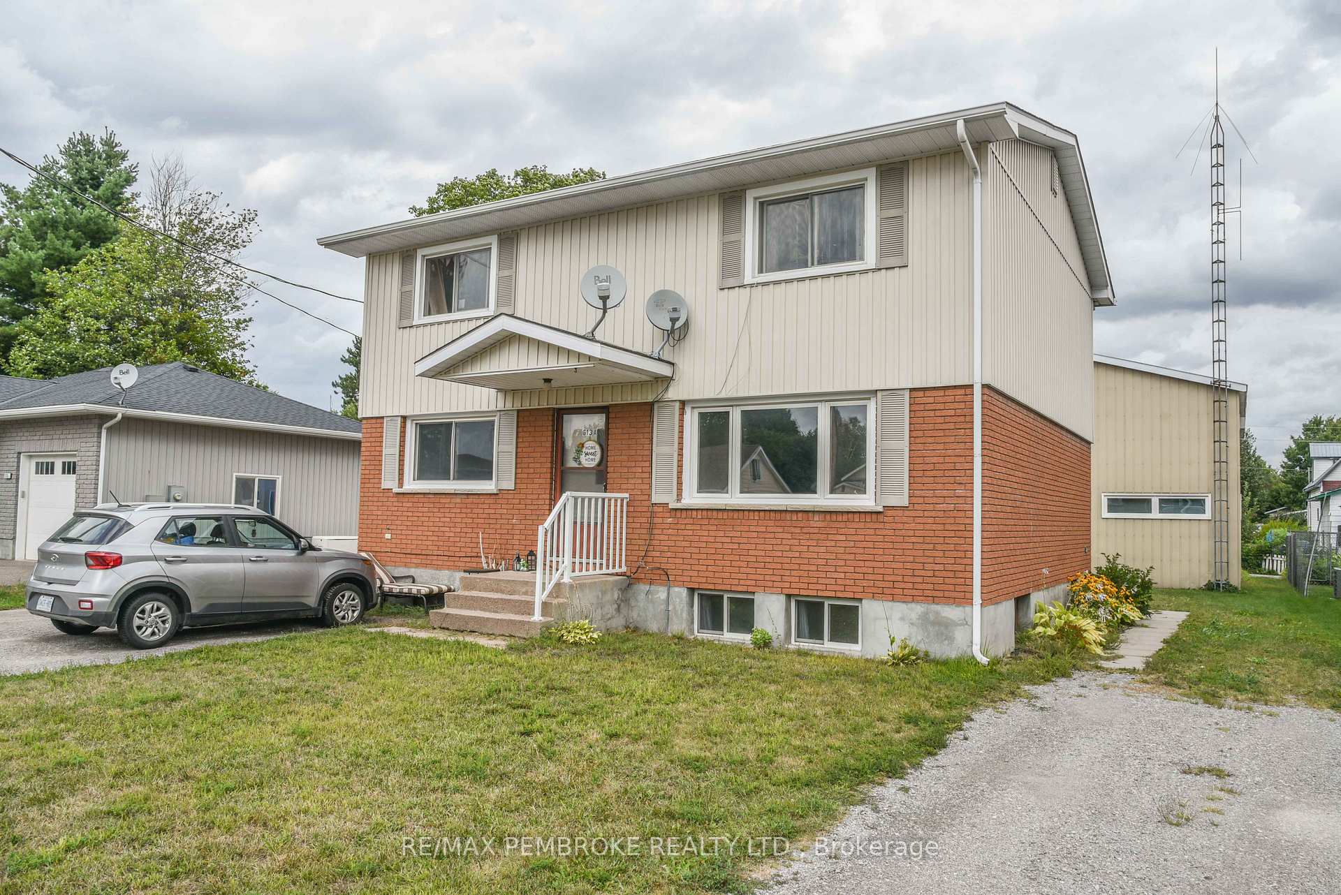 Front of 613 Joe Street