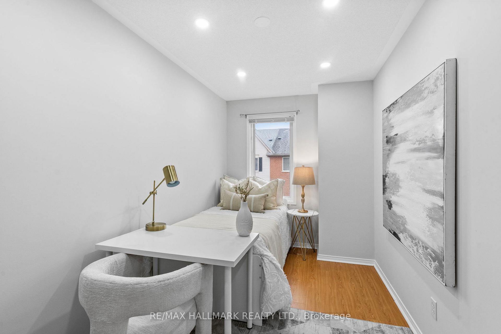 Photo 42 of 27 McGonigal Lane, Ajax, Central — HOMEH