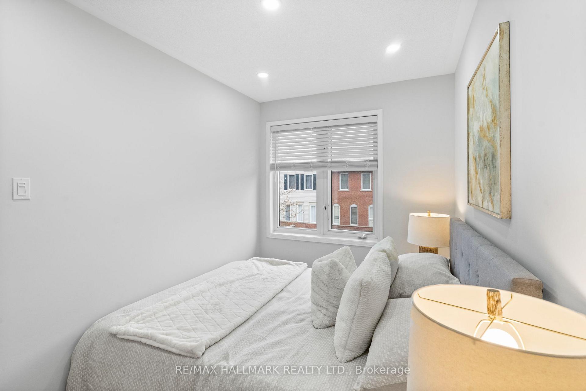 Photo 31 of 27 McGonigal Lane, Ajax, Central — HOMEH