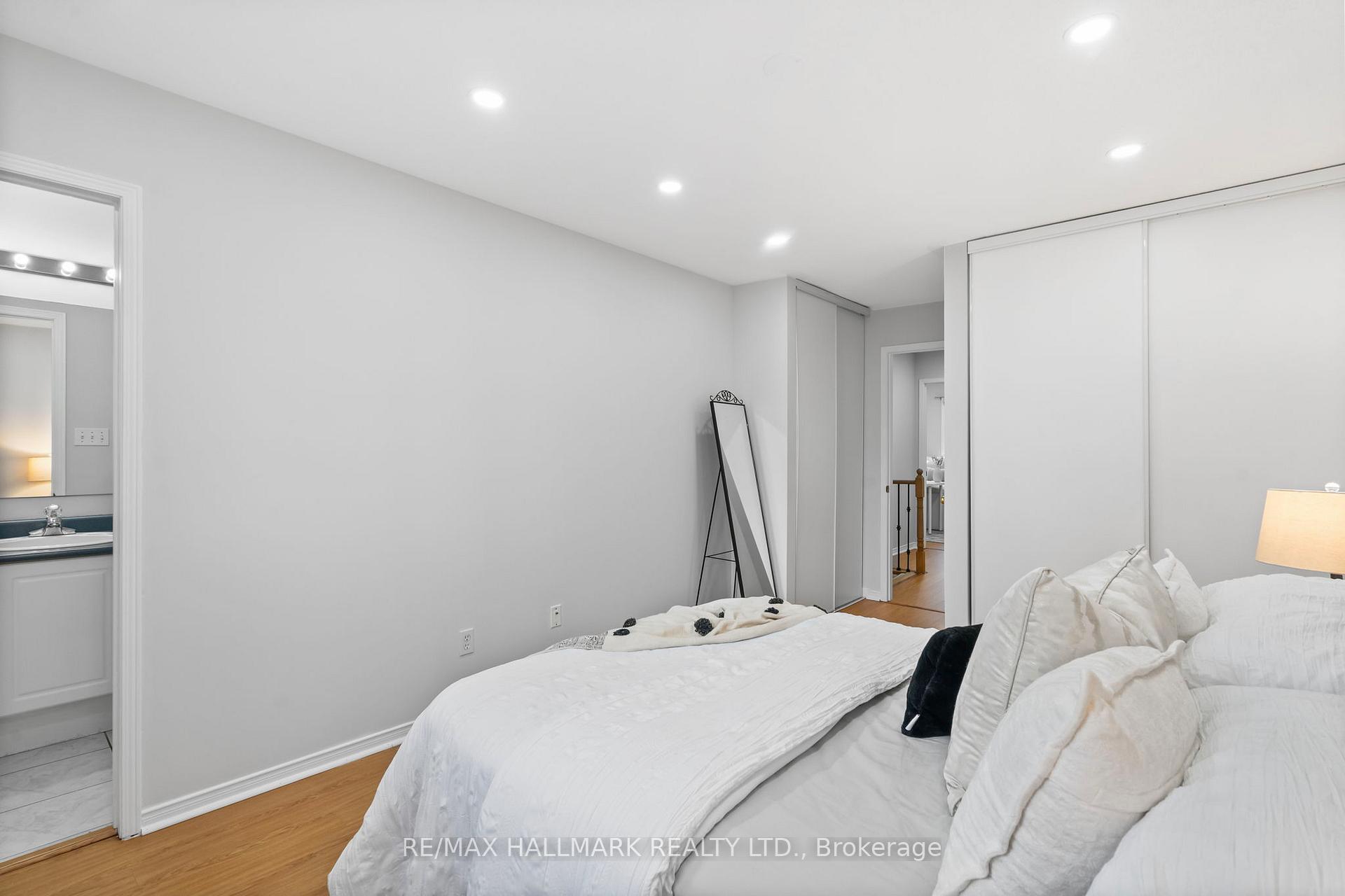 Photo 29 of 27 McGonigal Lane, Ajax, Central — HOMEH