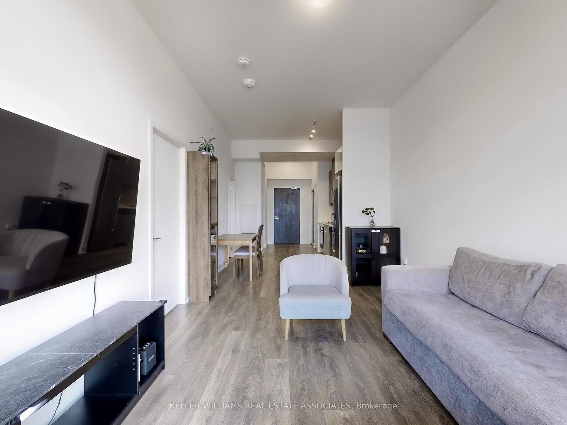 Photo 7 of Unit 606, 2916 Highway 7, Vaughan, Concord — HOMEH