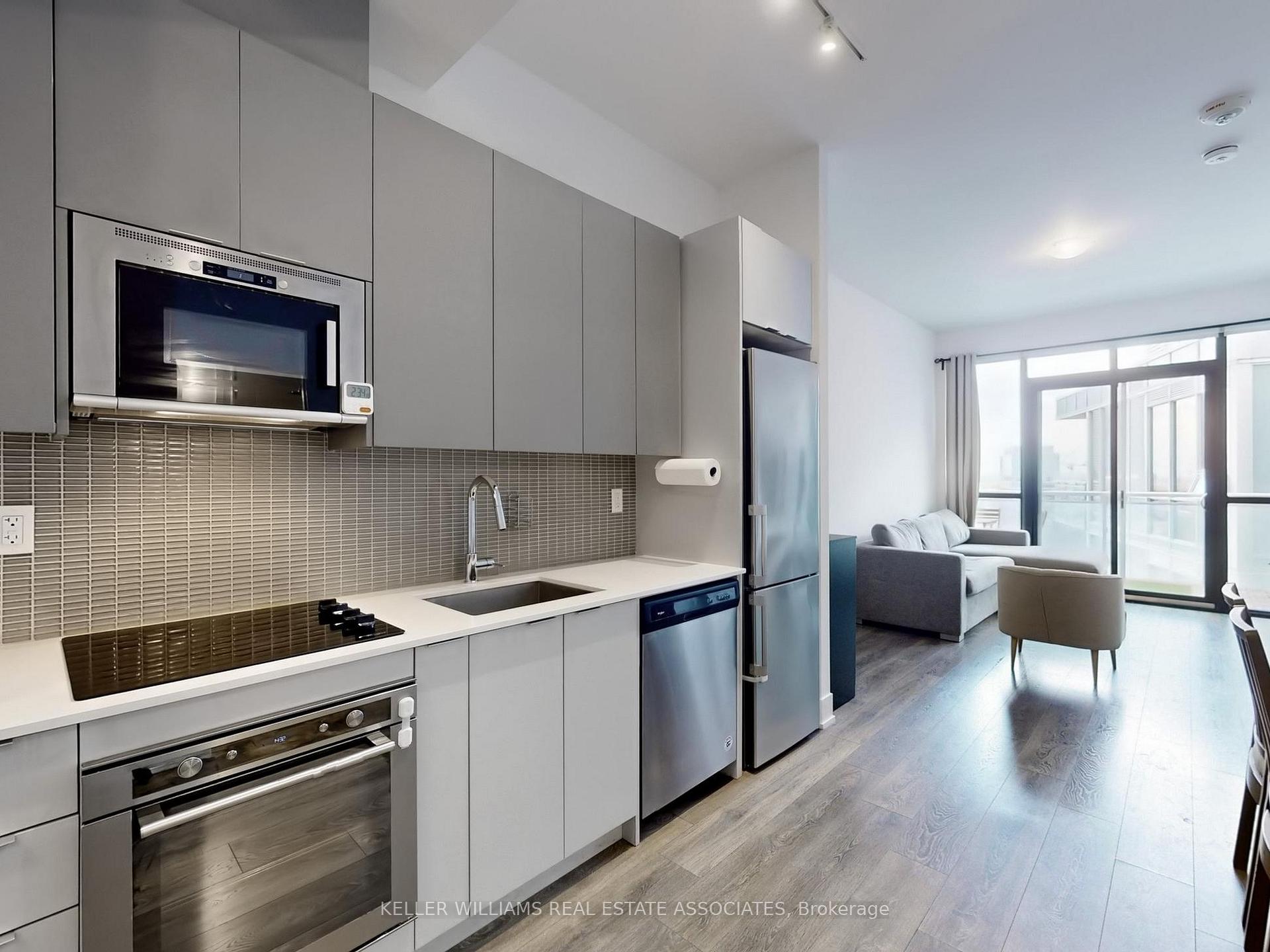 Photo 8 of Unit 606, 2916 Highway 7, Vaughan, Concord — HOMEH