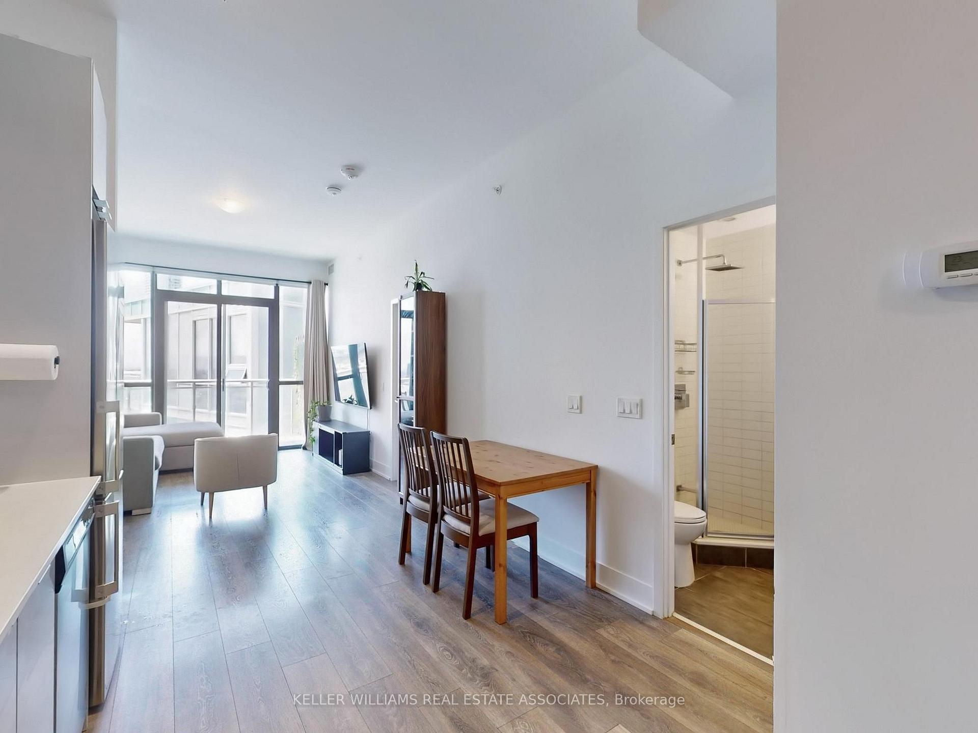 Photo 13 of Unit 606, 2916 Highway 7, Vaughan, Concord — HOMEH
