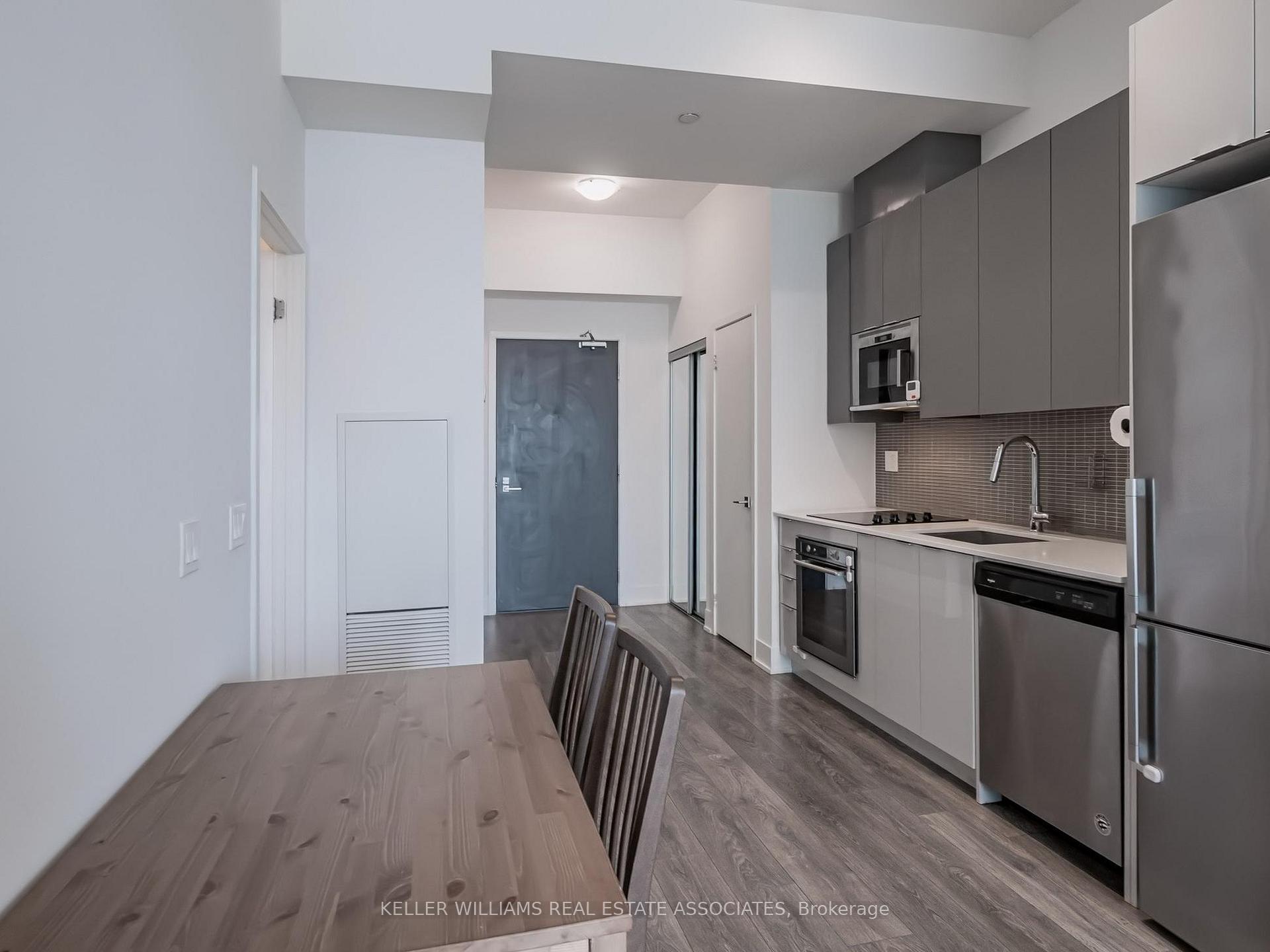 Photo 12 of Unit 606, 2916 Highway 7, Vaughan, Concord — HOMEH