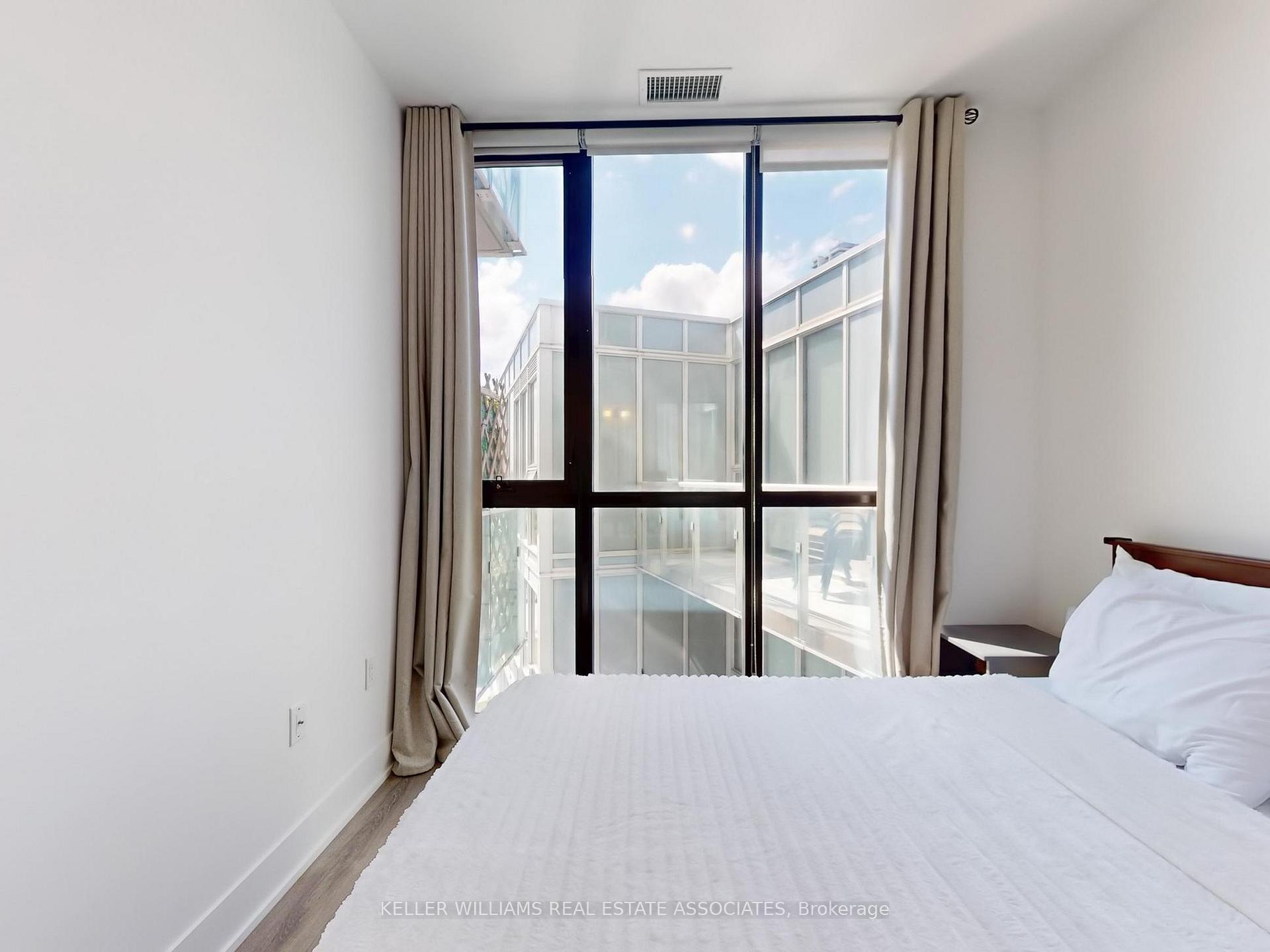 Photo 17 of Unit 606, 2916 Highway 7, Vaughan, Concord — HOMEH