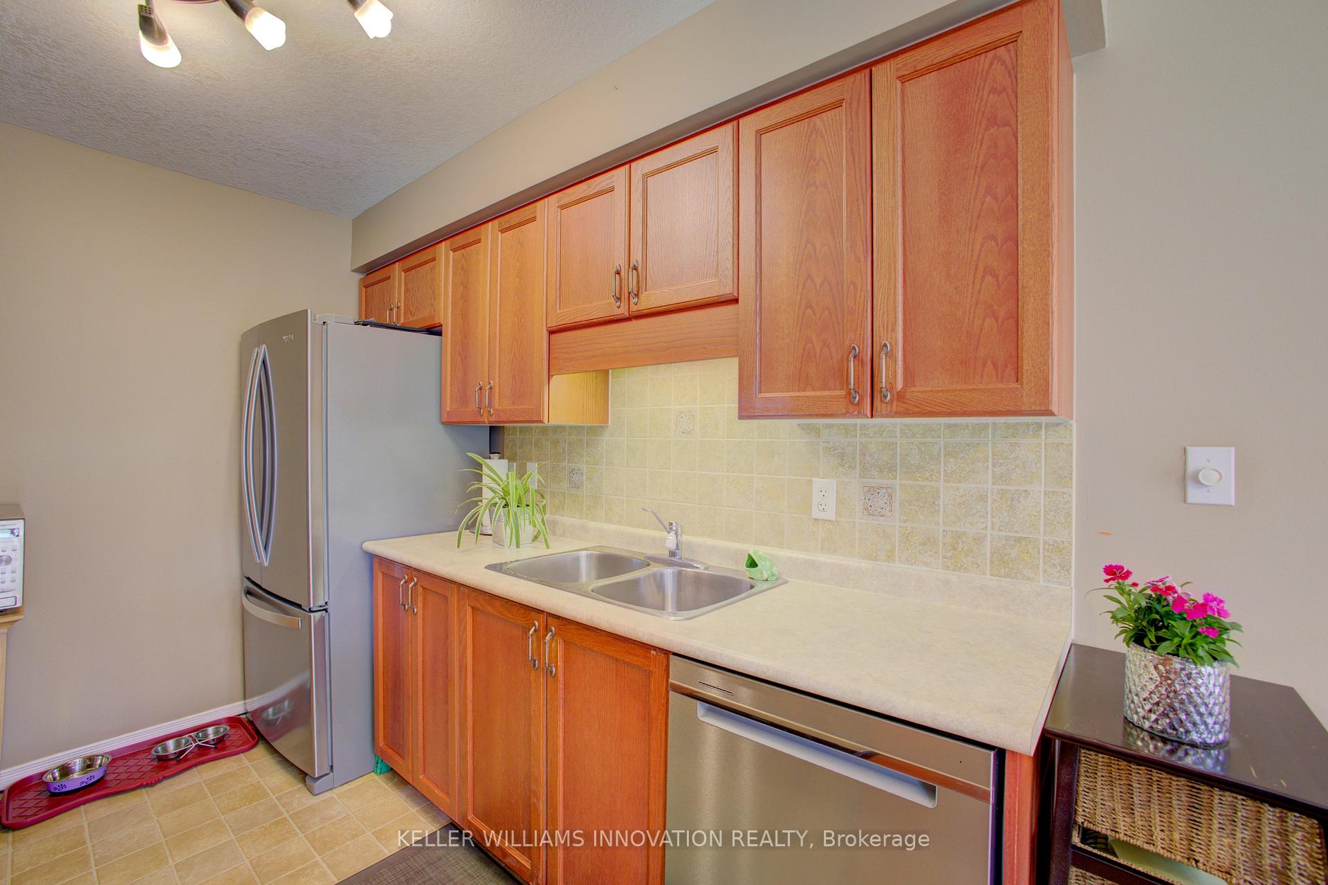 Photo 8 of Unit H46, 85 Bankside Drive, Kitchener — HOMEH