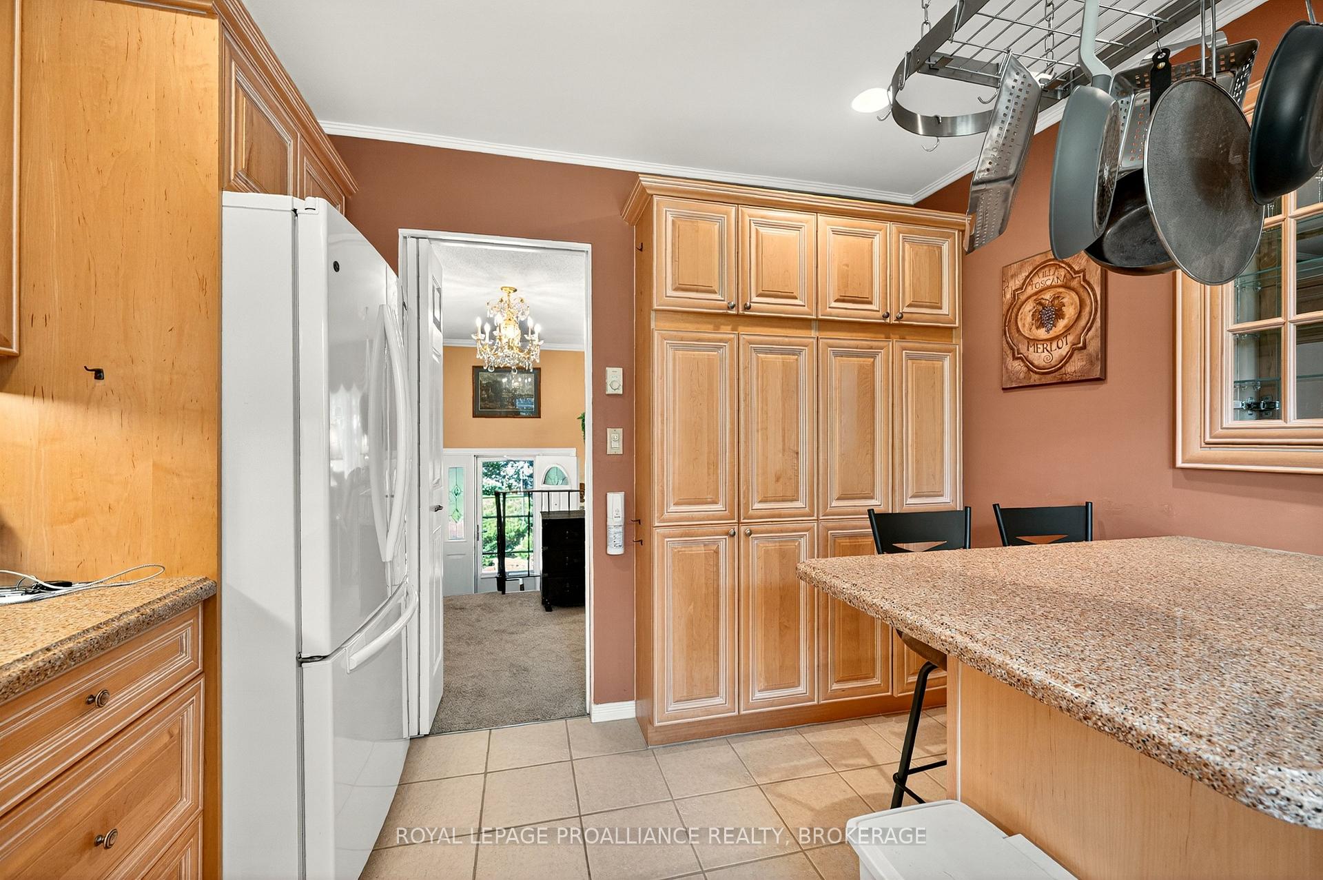 Photo 9 of 862 Berwick Place, Kingston, South of Taylor-Kidd Blvd — HOMEH