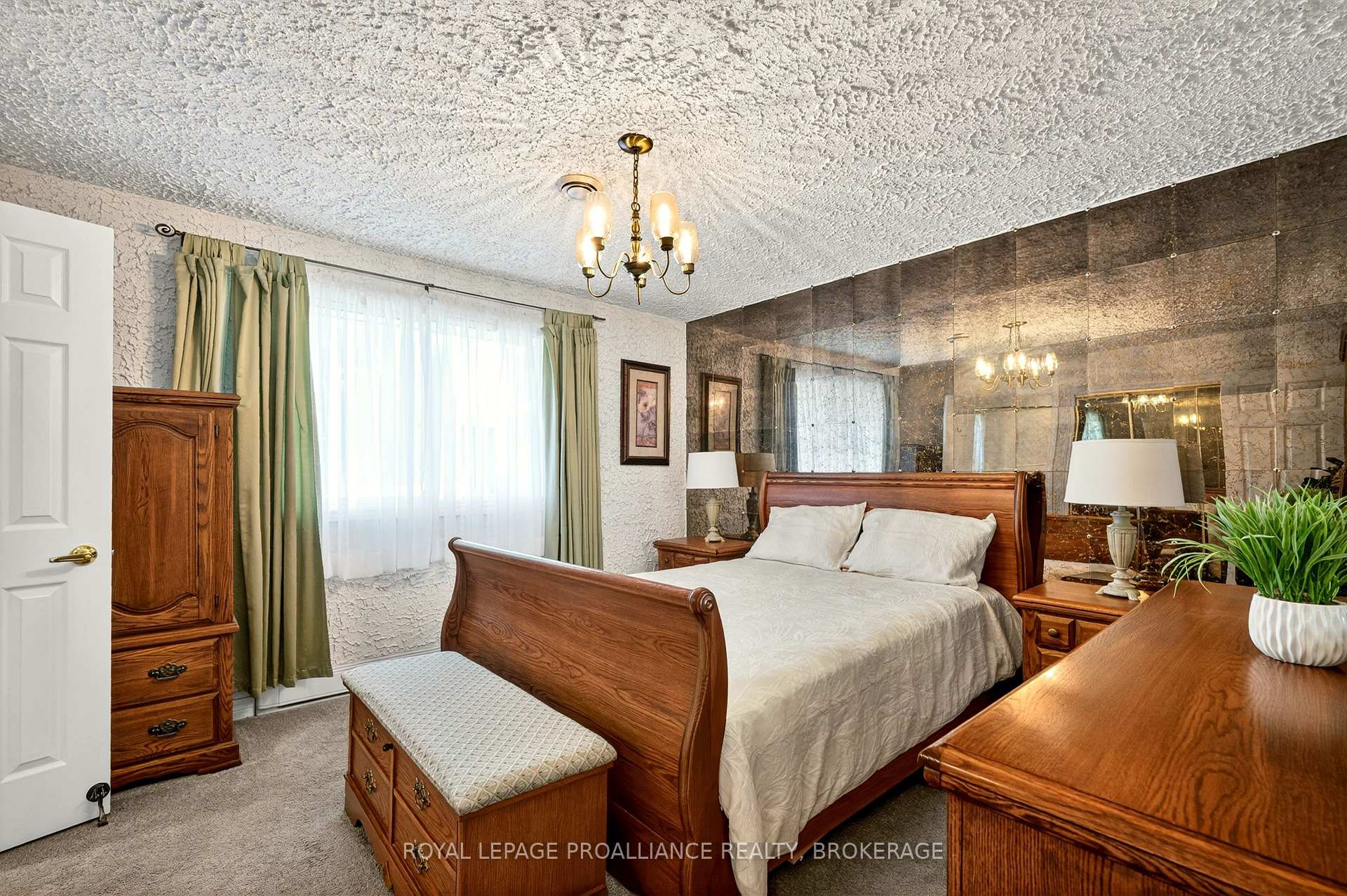 Photo 13 of 862 Berwick Place, Kingston, South of Taylor-Kidd Blvd — HOMEH