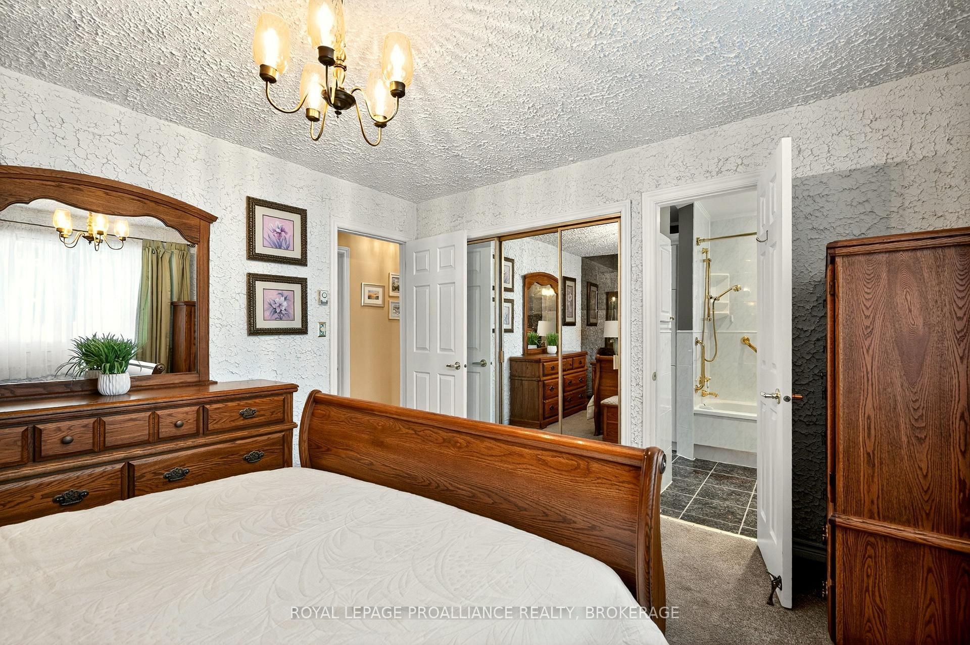 Photo 14 of 862 Berwick Place, Kingston, South of Taylor-Kidd Blvd — HOMEH
