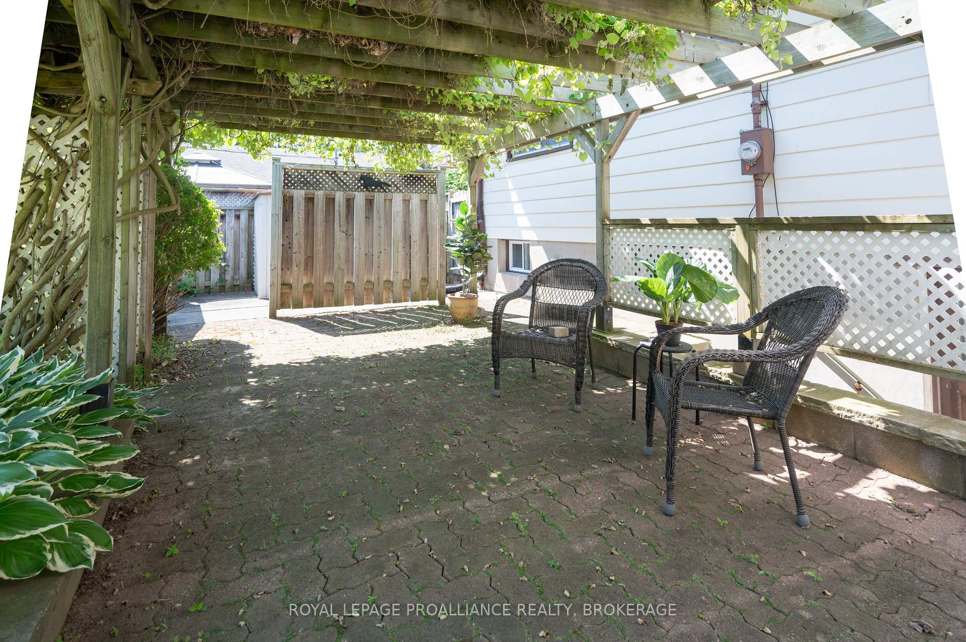 Photo 30 of 862 Berwick Place, Kingston, South of Taylor-Kidd Blvd — HOMEH