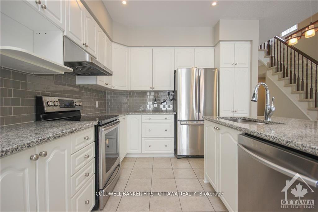 Photo 11 of 308 Ballinville Circle, Ottawa, Manotick East to Manotick Station — HOMEH
