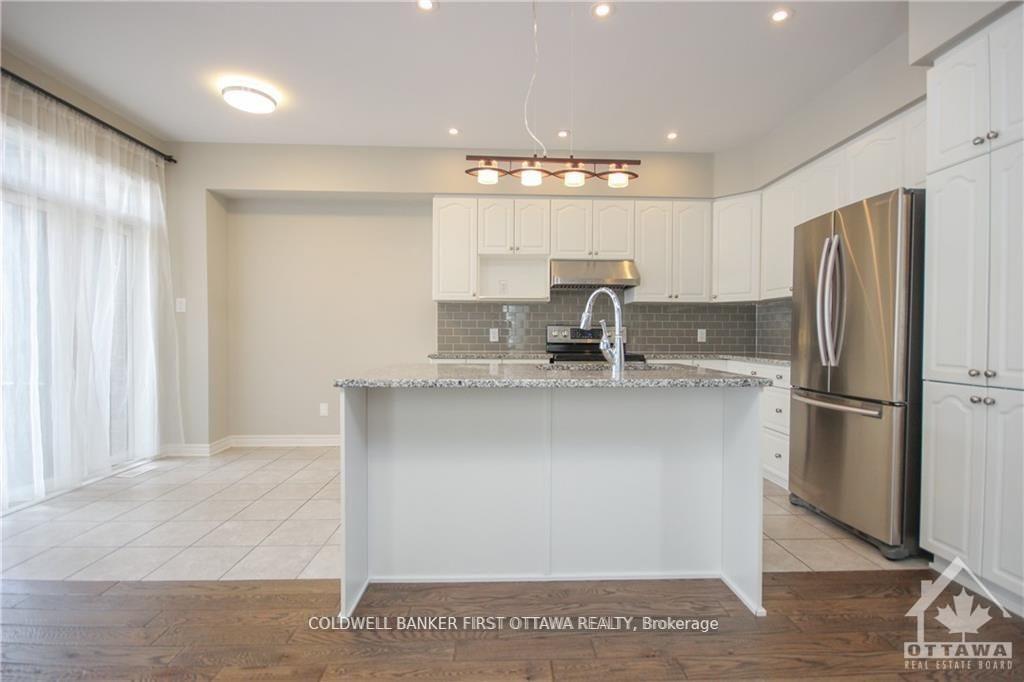 Photo 13 of 308 Ballinville Circle, Ottawa, Manotick East to Manotick Station — HOMEH