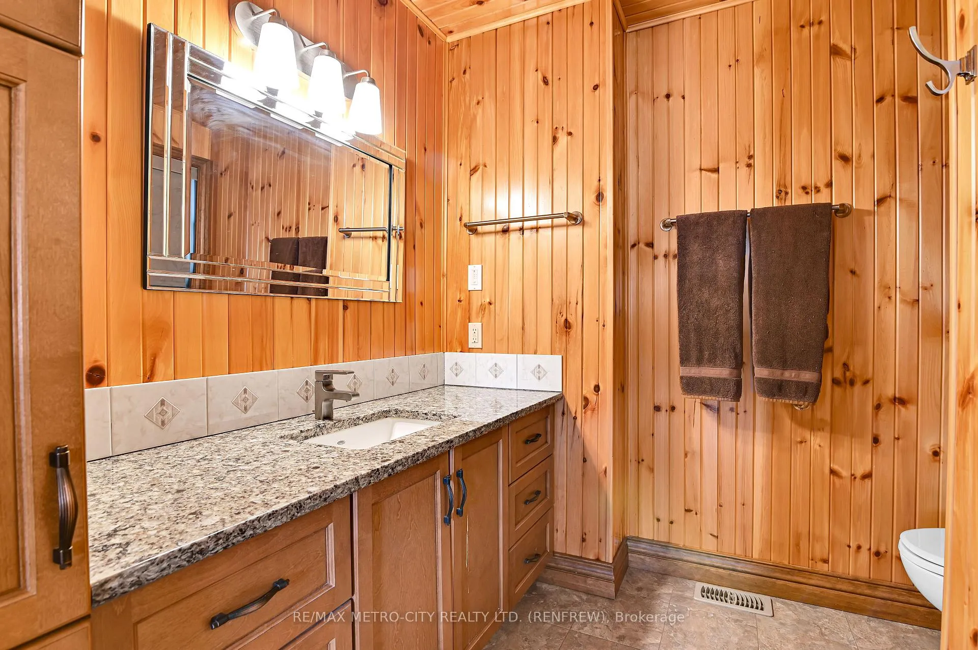 Photo 23 of 3280 Burnstown Road, Horton, Horton Twp — HOMEH