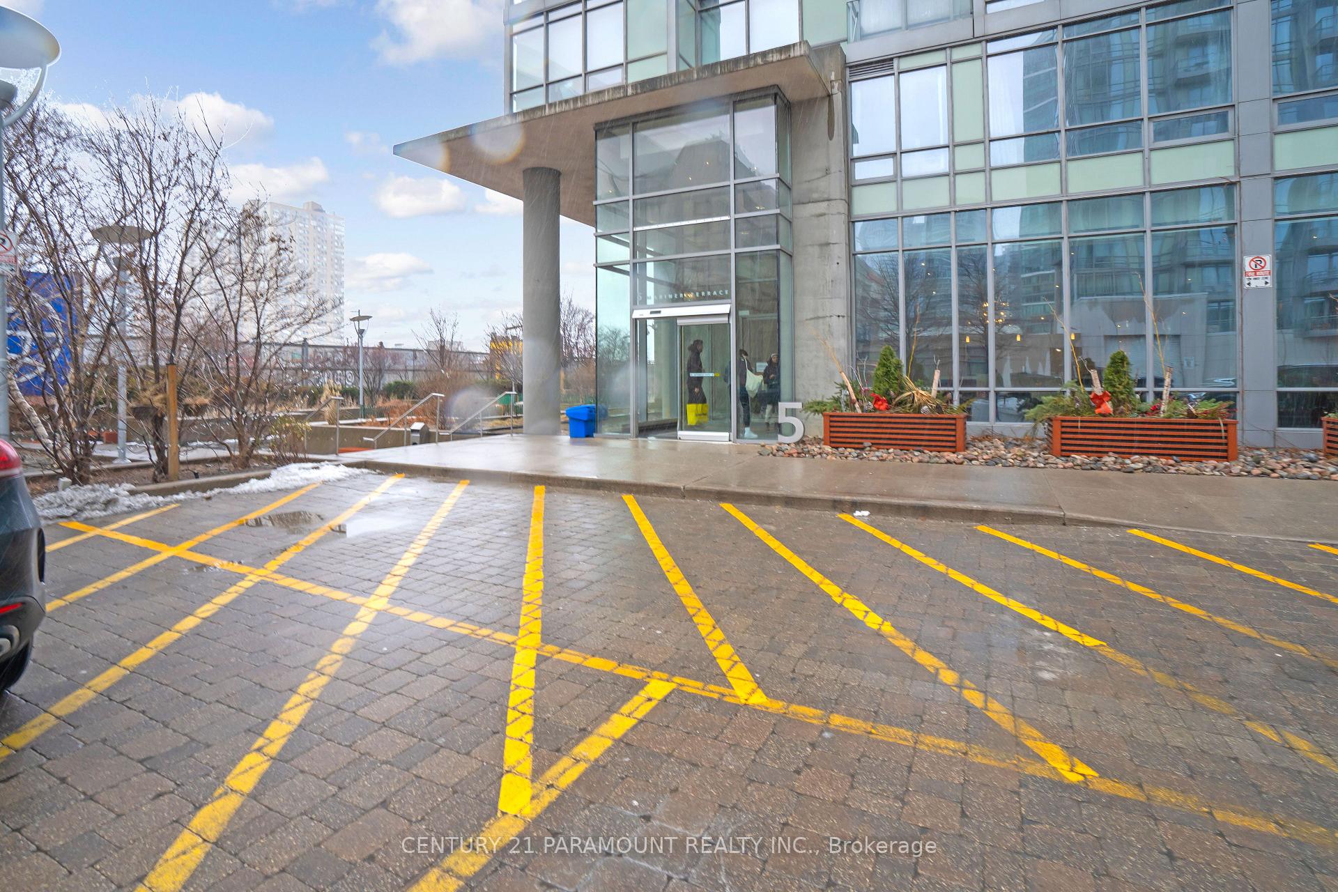 Photo 5 of Unit 1609, 5 Mariner Terrace, Toronto, Waterfront Communities — HOMEH