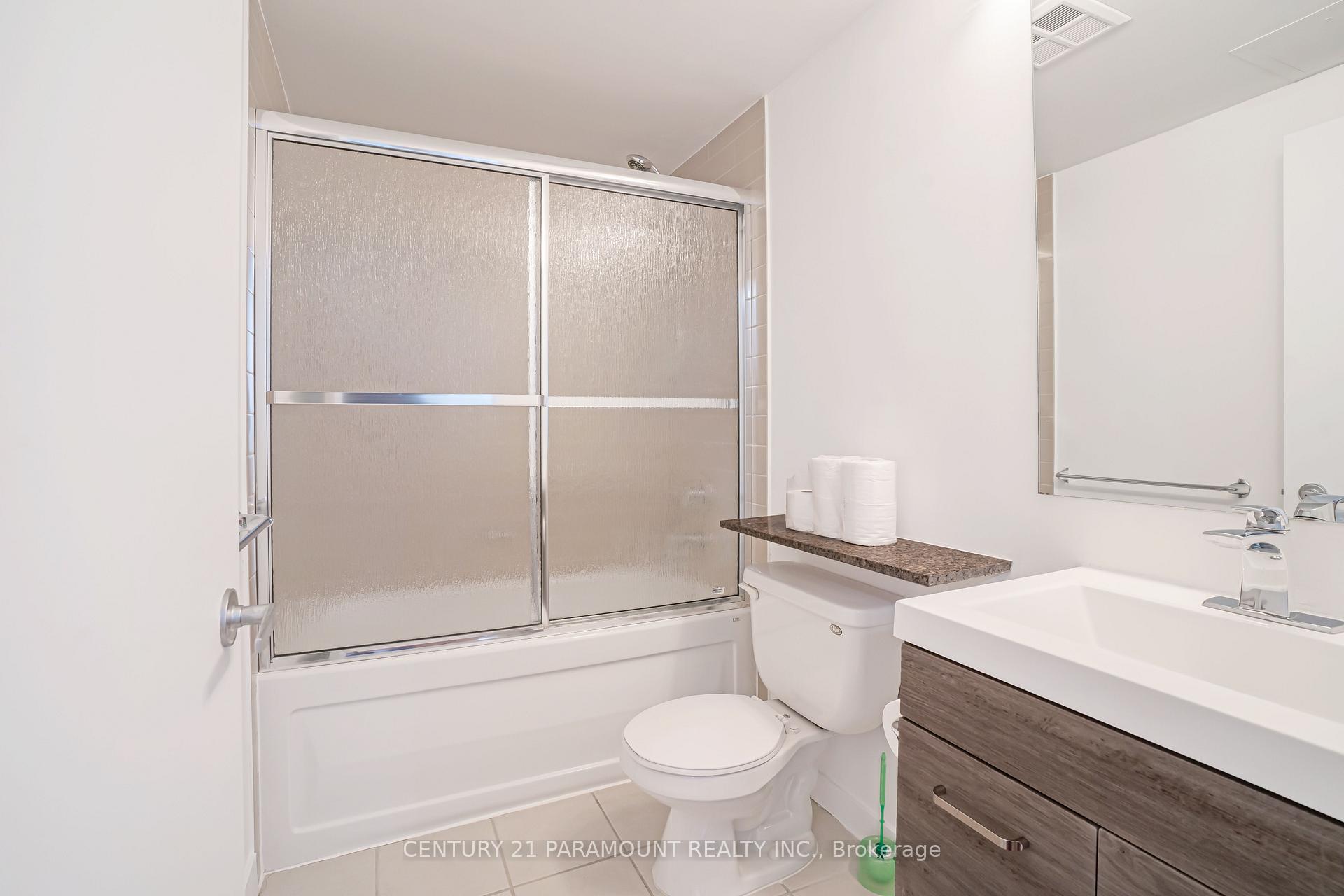 Photo 19 of Unit 1609, 5 Mariner Terrace, Toronto, Waterfront Communities — HOMEH