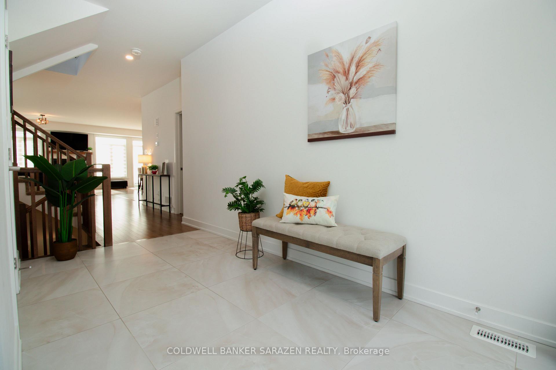Photo 3 of 777 Ovation Grove, Ottawa, Leitrim — HOMEH