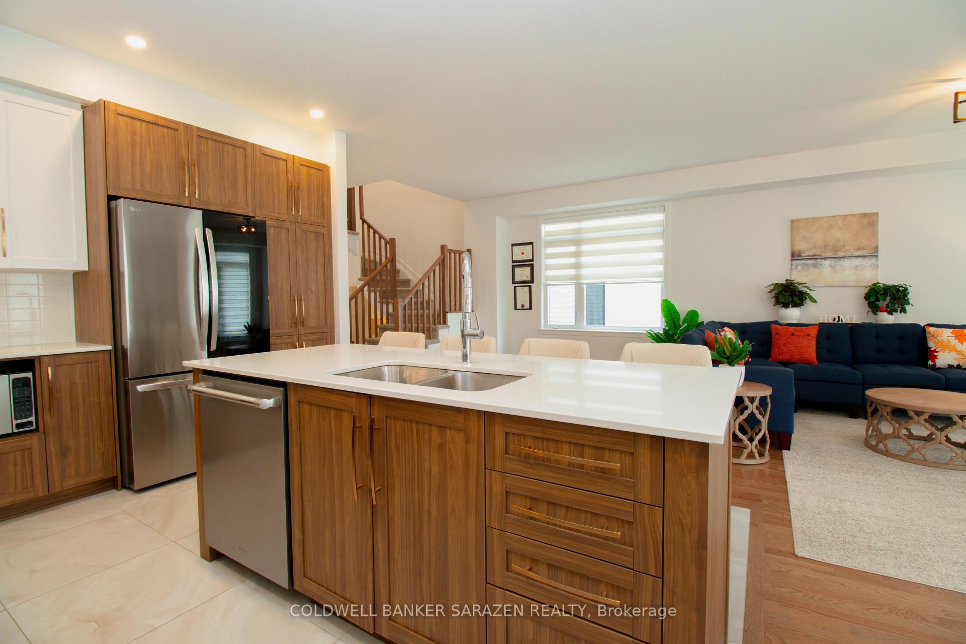 Photo 8 of 777 Ovation Grove, Ottawa, Leitrim — HOMEH