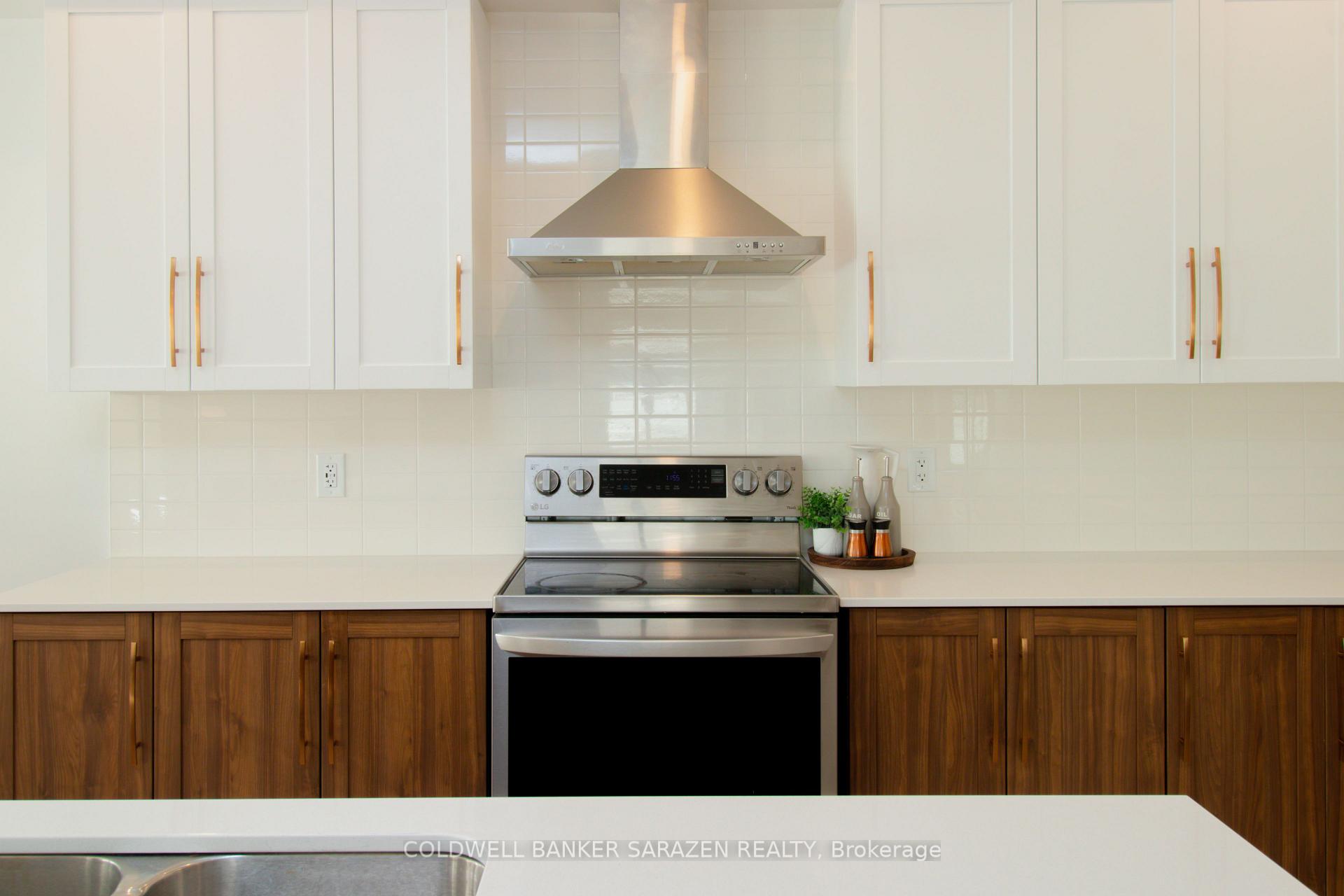 Photo 10 of 777 Ovation Grove, Ottawa, Leitrim — HOMEH