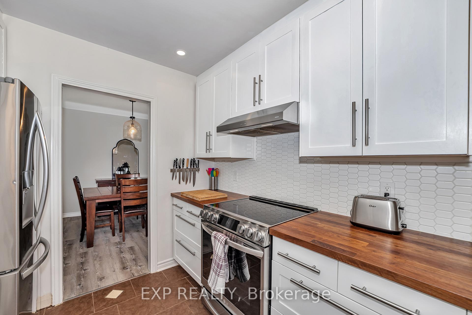 Photo 10 of 936 Blythdale Road, Ottawa, McKellar Heights/Glabar Park — HOMEH