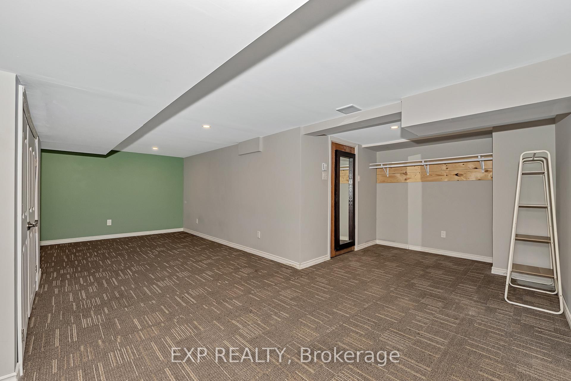 Photo 23 of 936 Blythdale Road, Ottawa, McKellar Heights/Glabar Park — HOMEH