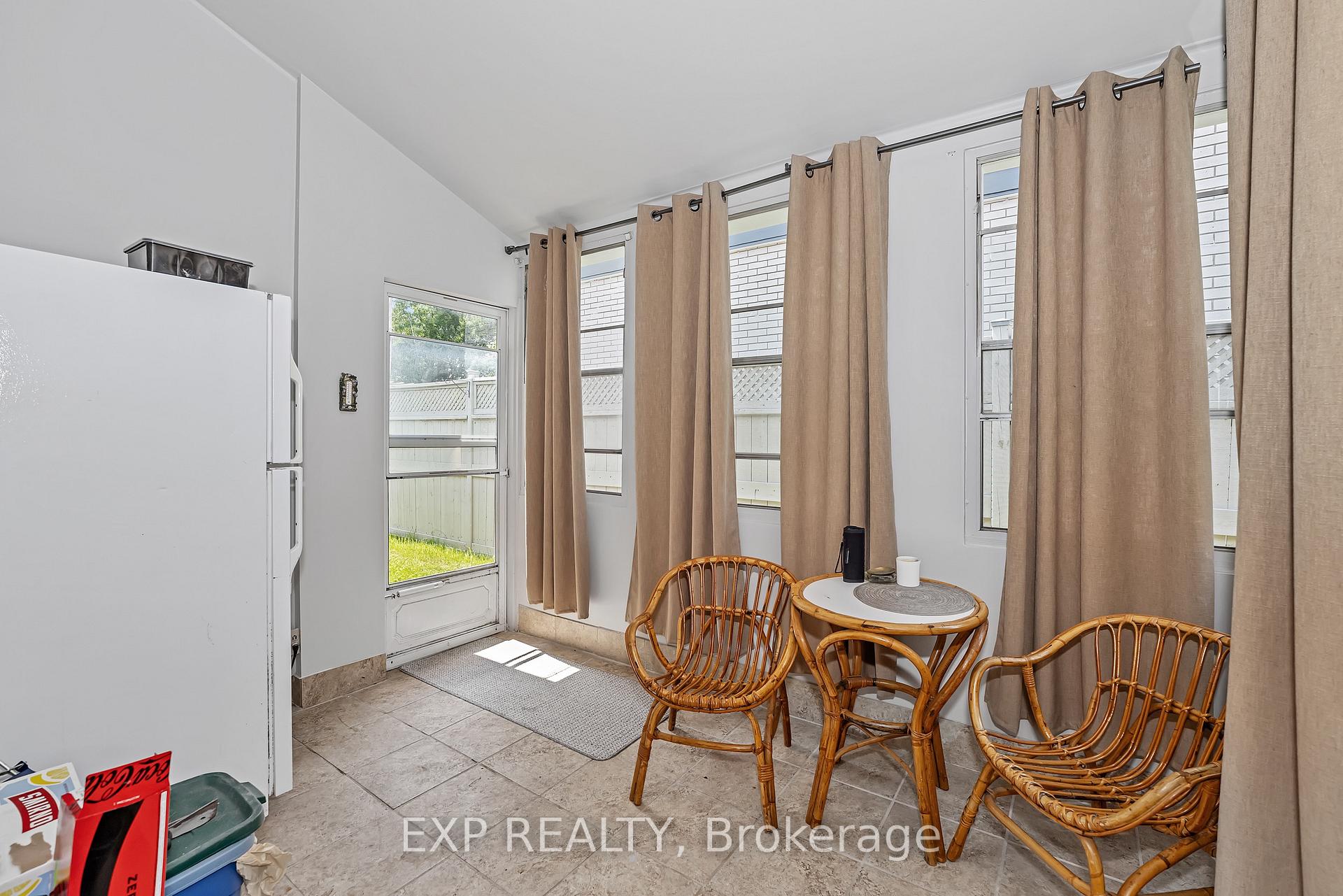 Photo 29 of 936 Blythdale Road, Ottawa, McKellar Heights/Glabar Park — HOMEH