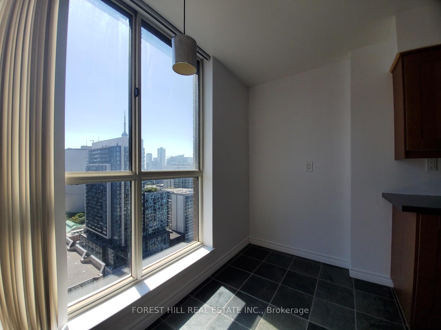 Photo 19 of Unit PH14, 633 Bay Street, Toronto, Bay Street Corridor — HOMEH