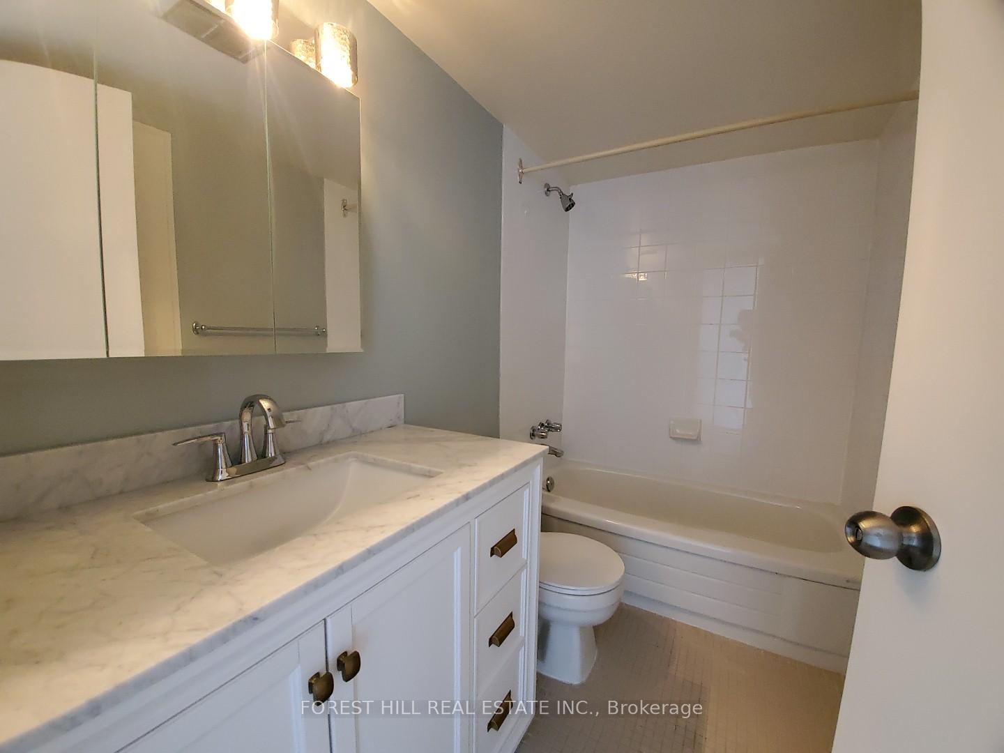 Photo 16 of Unit PH14, 633 Bay Street, Toronto, Bay Street Corridor — HOMEH