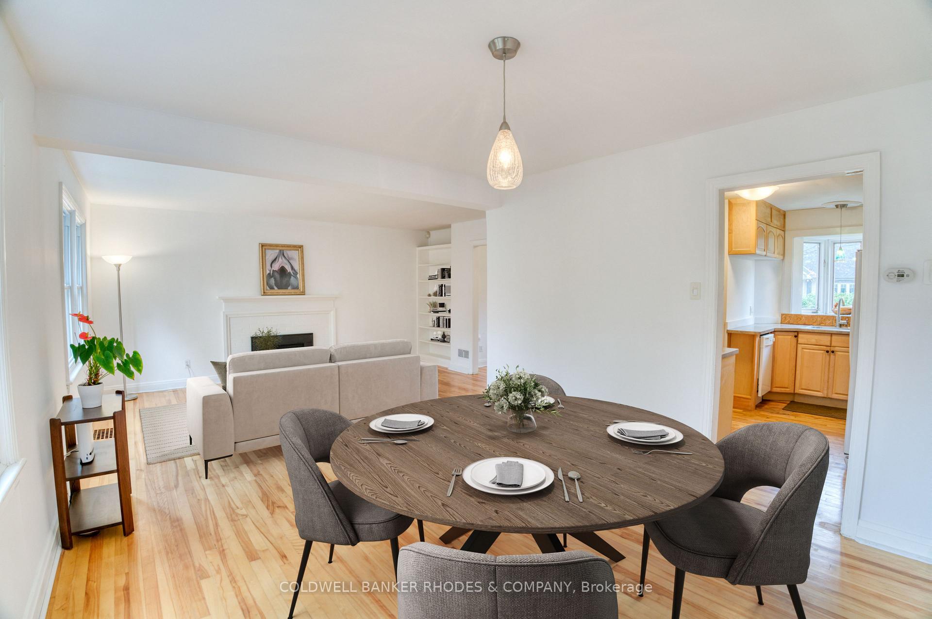 Photo 9 of 20 Bedford Crescent, Ottawa, Manor Park — HOMEH