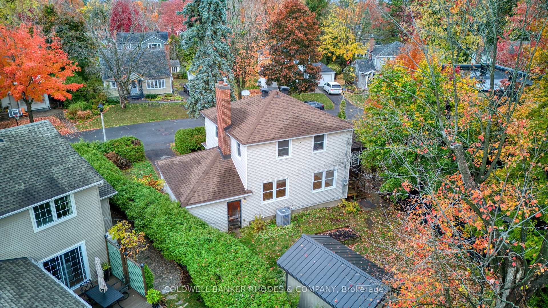 Photo 24 of 20 Bedford Crescent, Ottawa, Manor Park — HOMEH