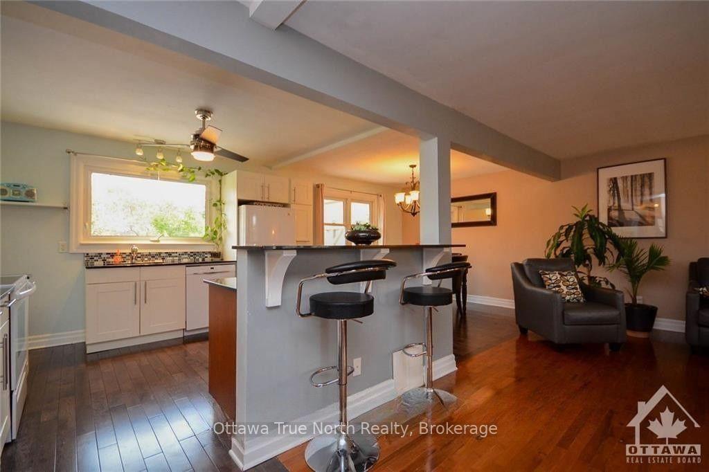 Photo 4 of 99 Palsen Street, Ottawa, Meadowlands/Crestview — HOMEH