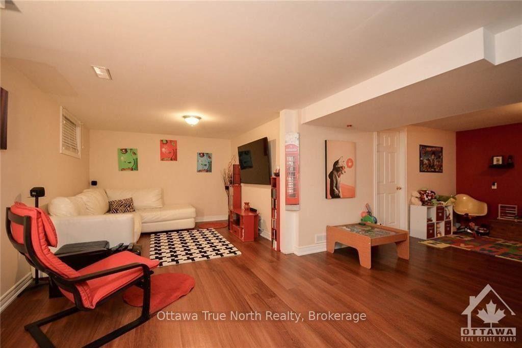 Photo 6 of 99 Palsen Street, Ottawa, Meadowlands/Crestview — HOMEH