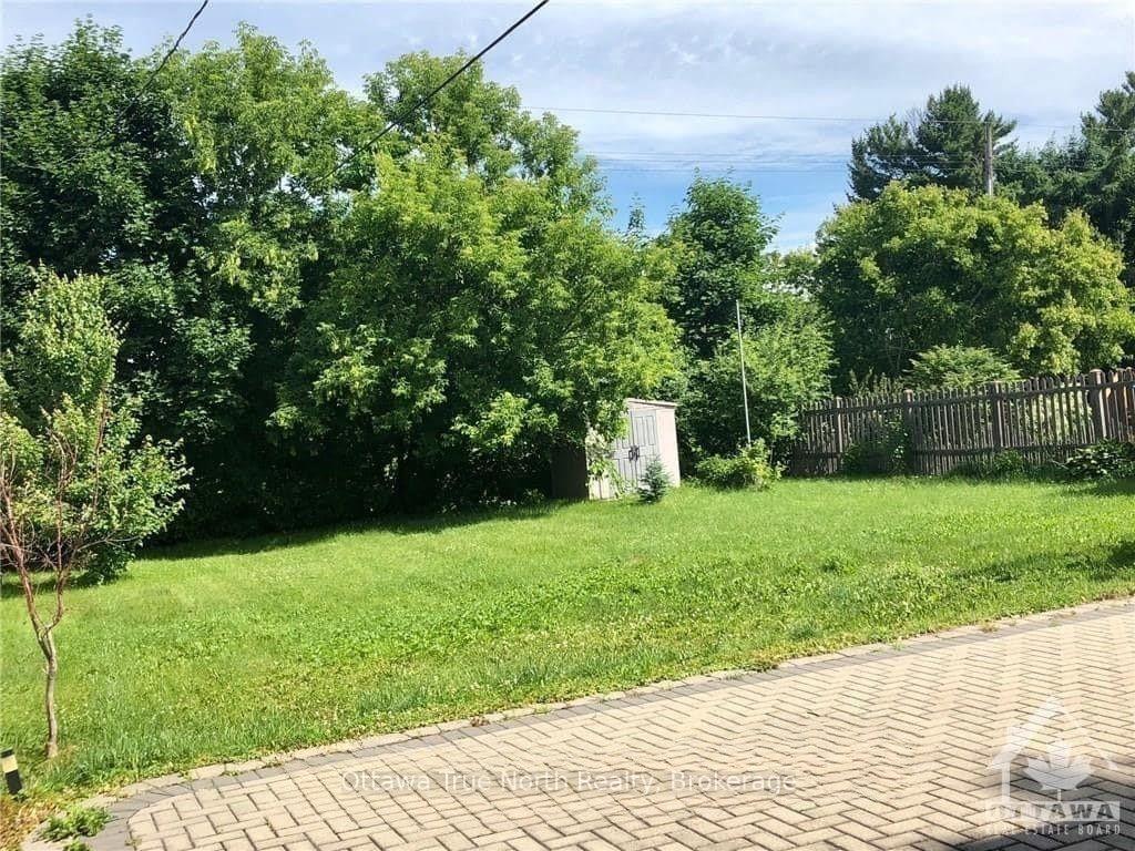 Photo 10 of 99 Palsen Street, Ottawa, Meadowlands/Crestview — HOMEH