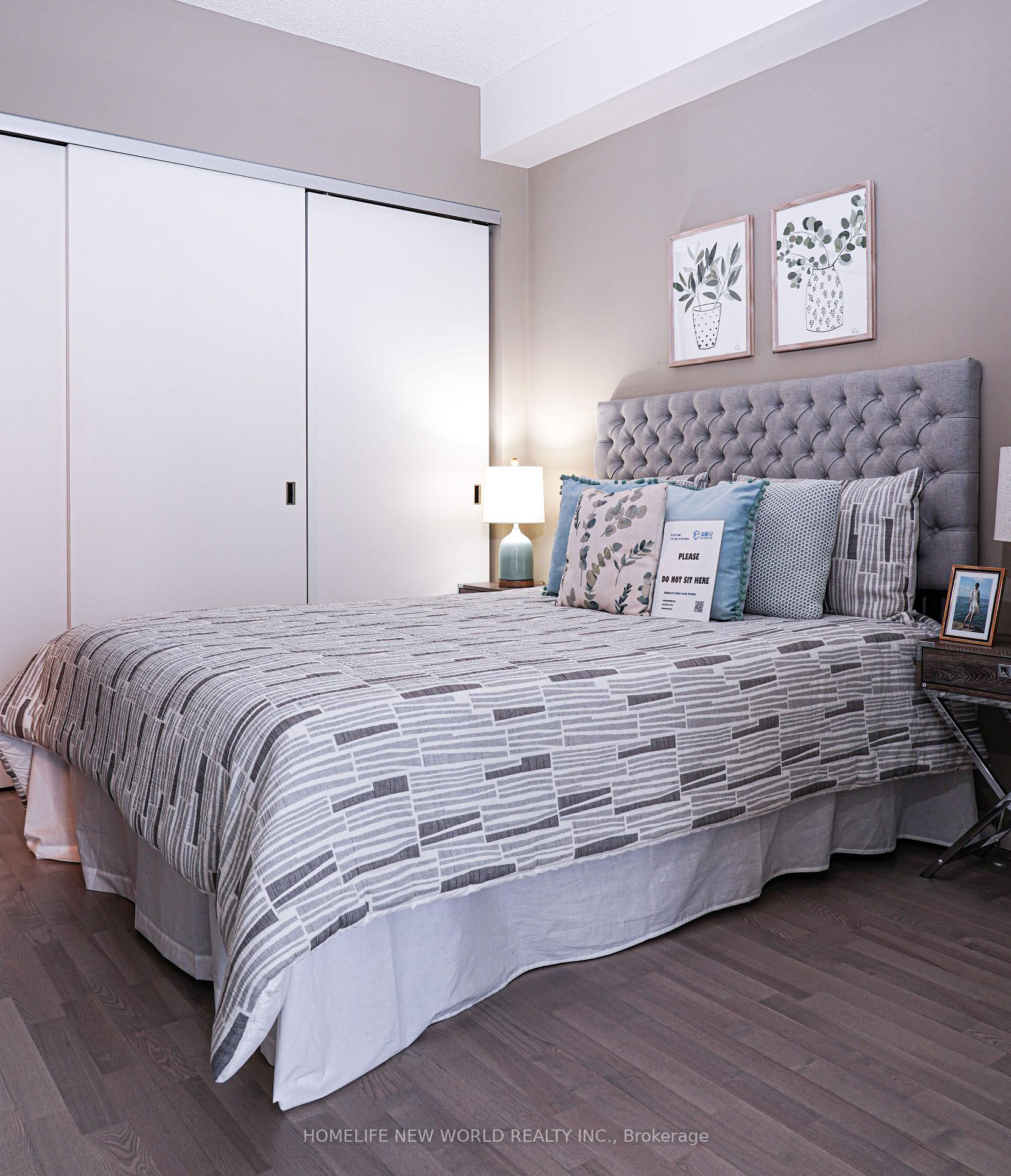 Photo 4 of Unit 1705, 101 Charles Street E, Toronto, Church-Yonge Corridor — HOMEH